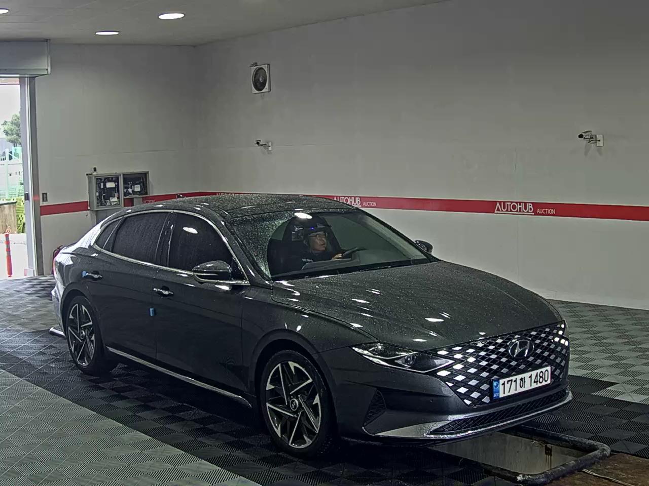 2022 - hyundai grandeur
