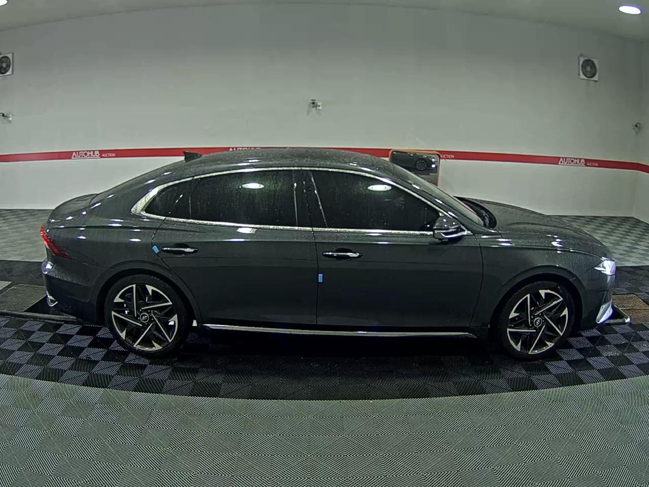 2022 - hyundai grandeur