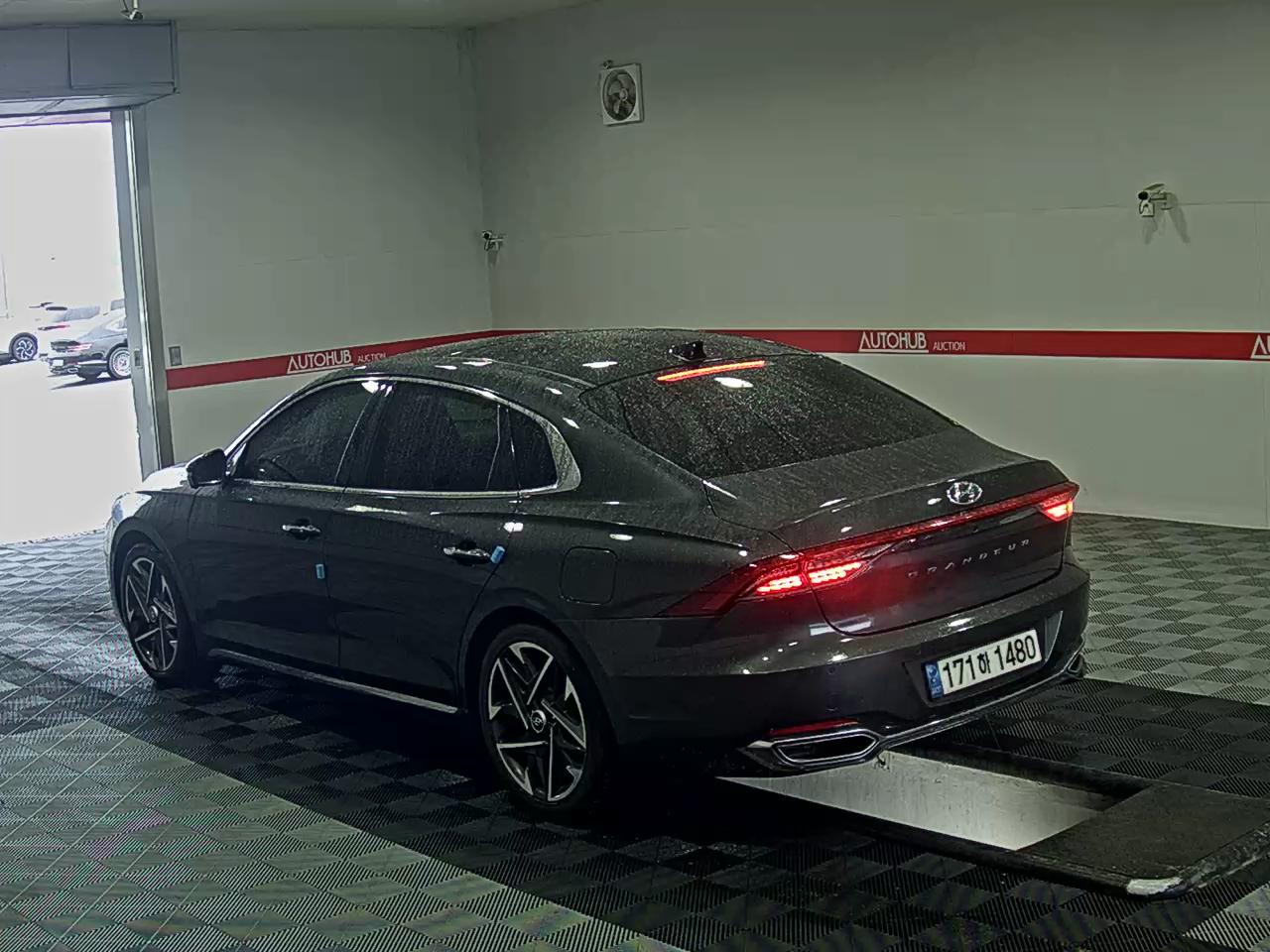 2022 - hyundai grandeur