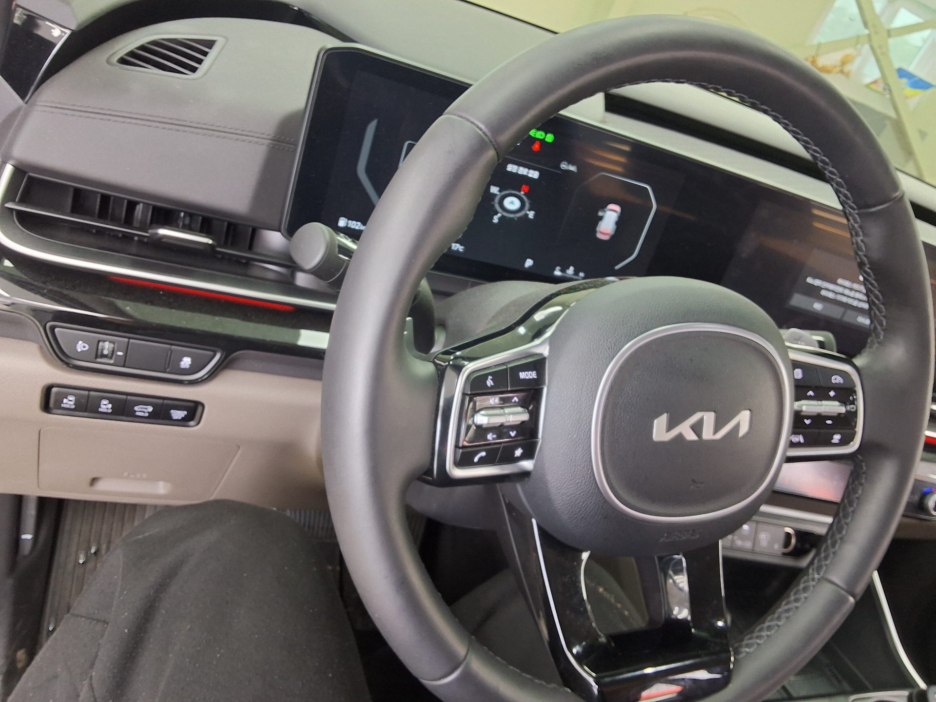 2025 - kia carnival