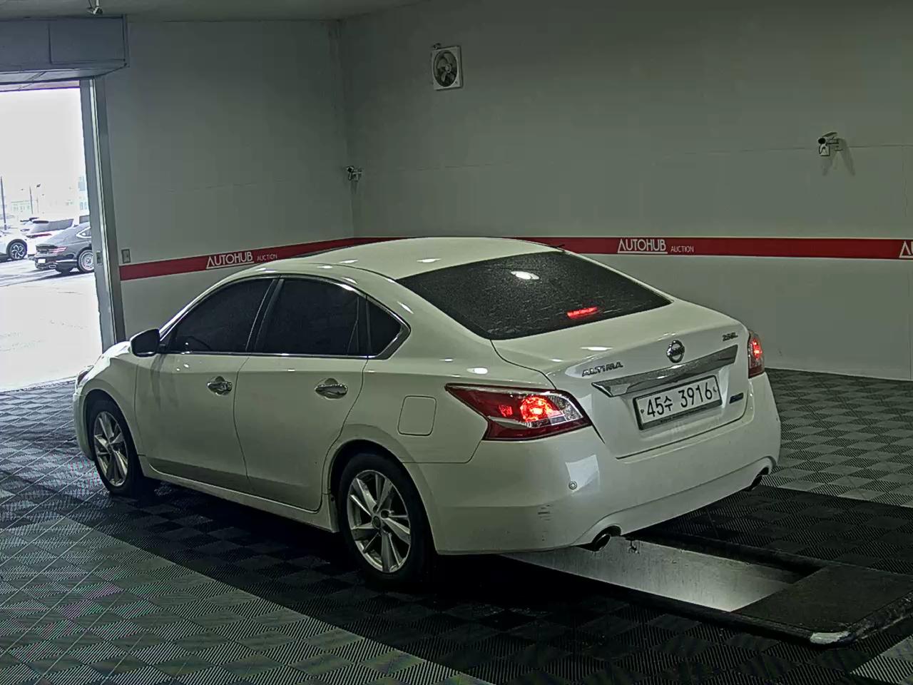 2013 - nissan altima