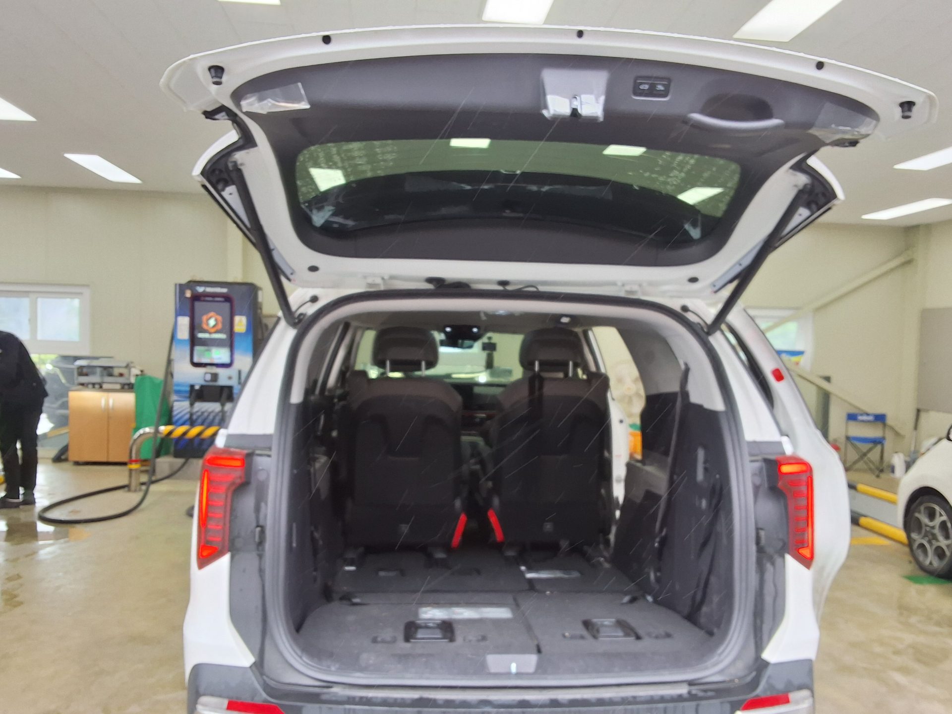 2025 - kia carnival