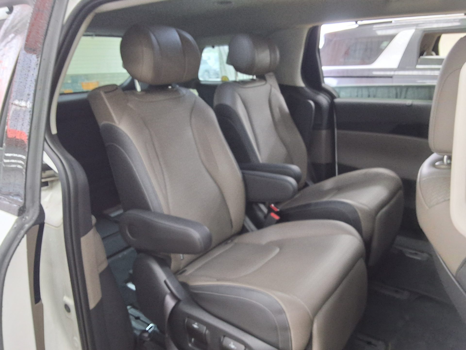 2025 - kia carnival