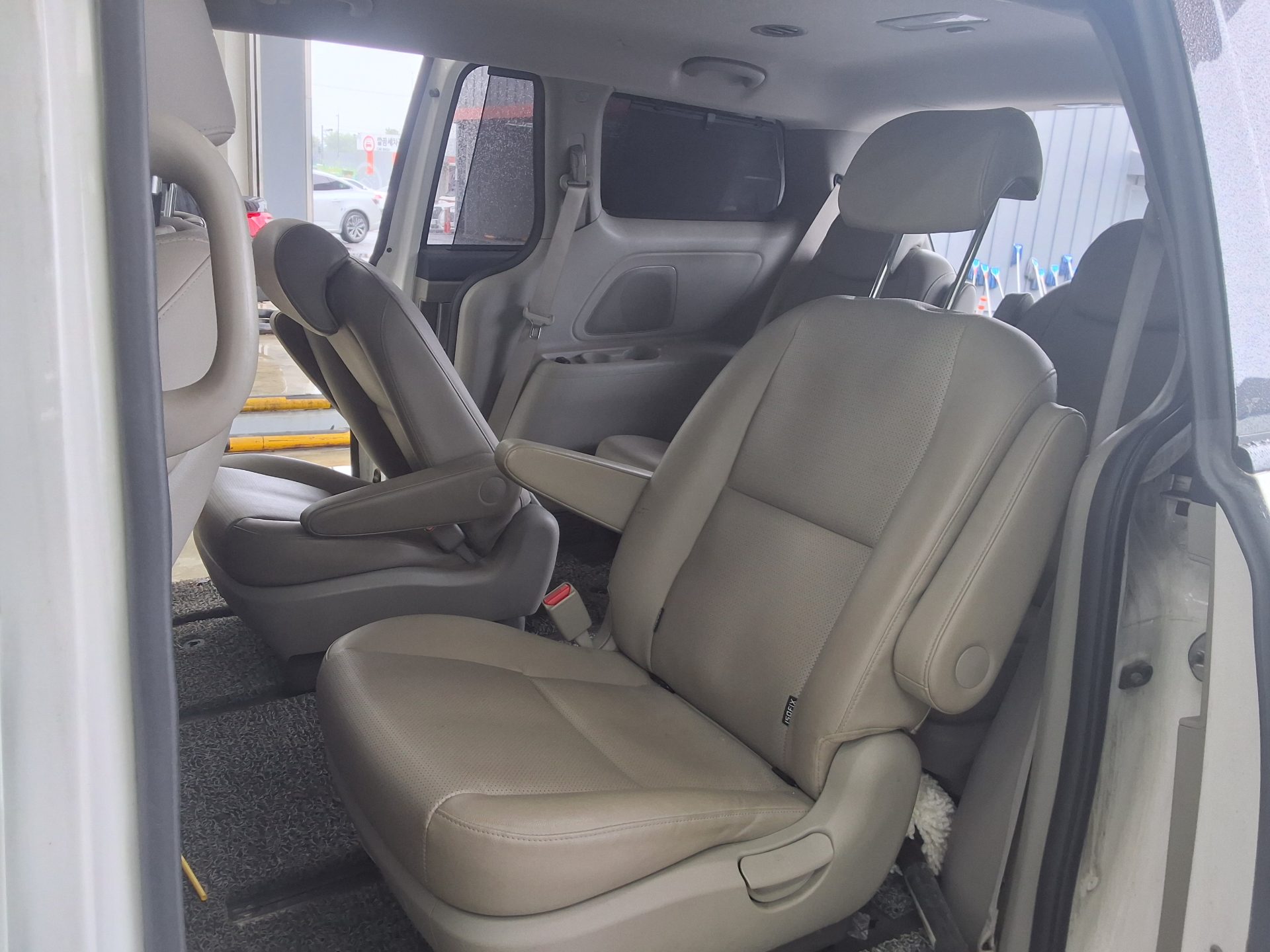 2019 - kia carnival