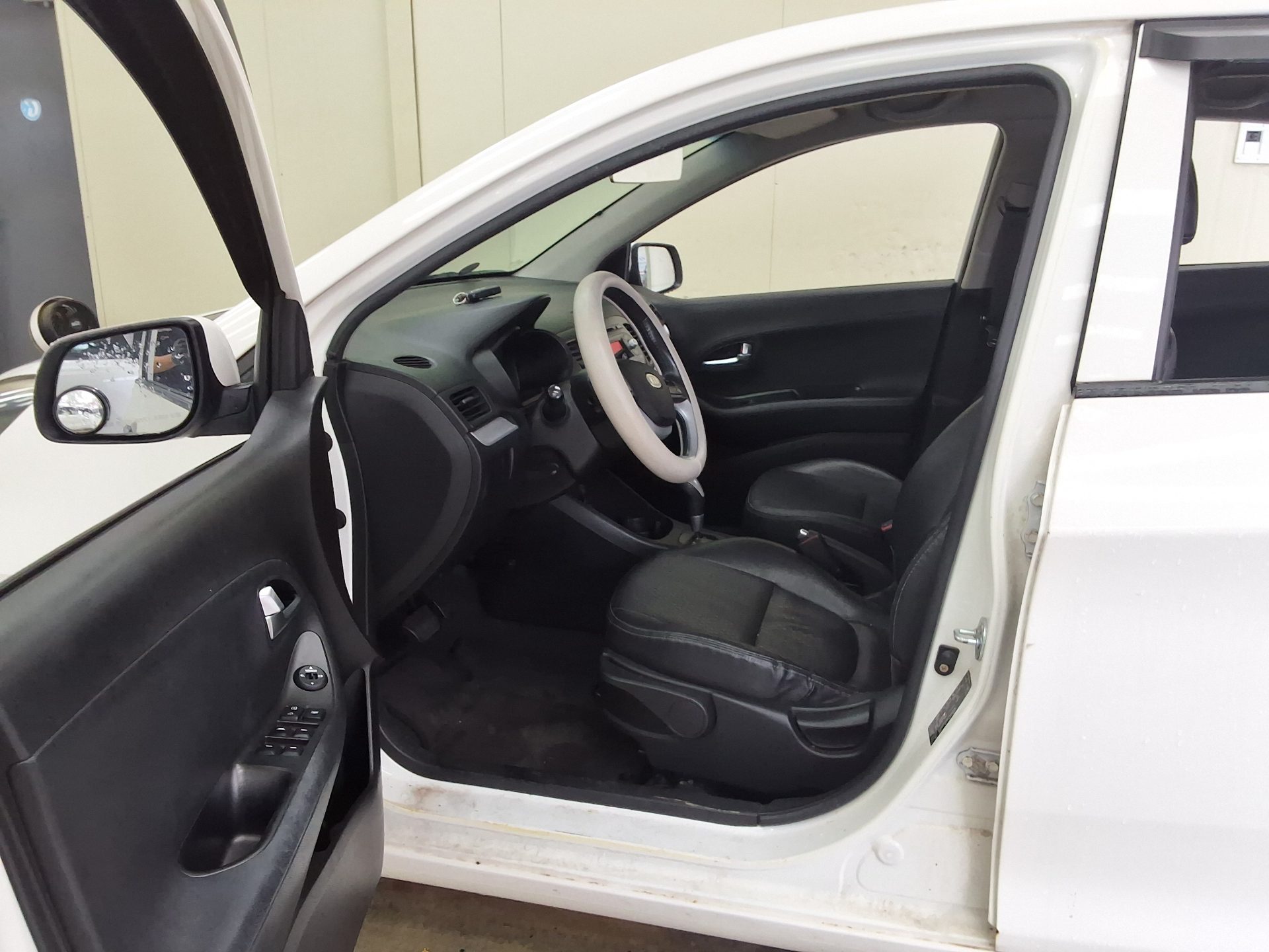 2012 - kia morning