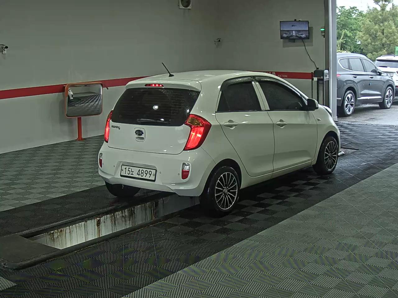 2012 - kia morning