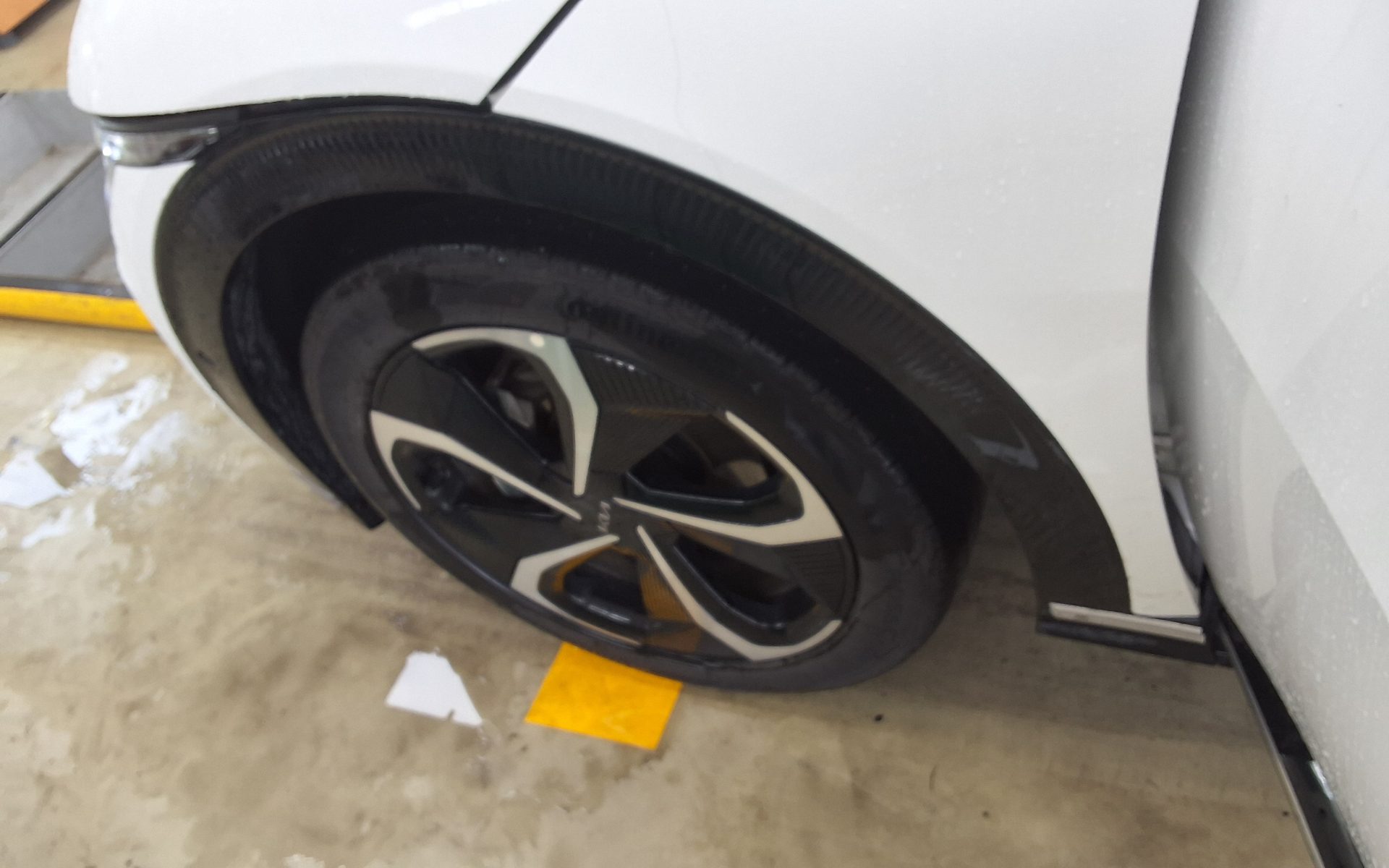 2023 - kia ev6