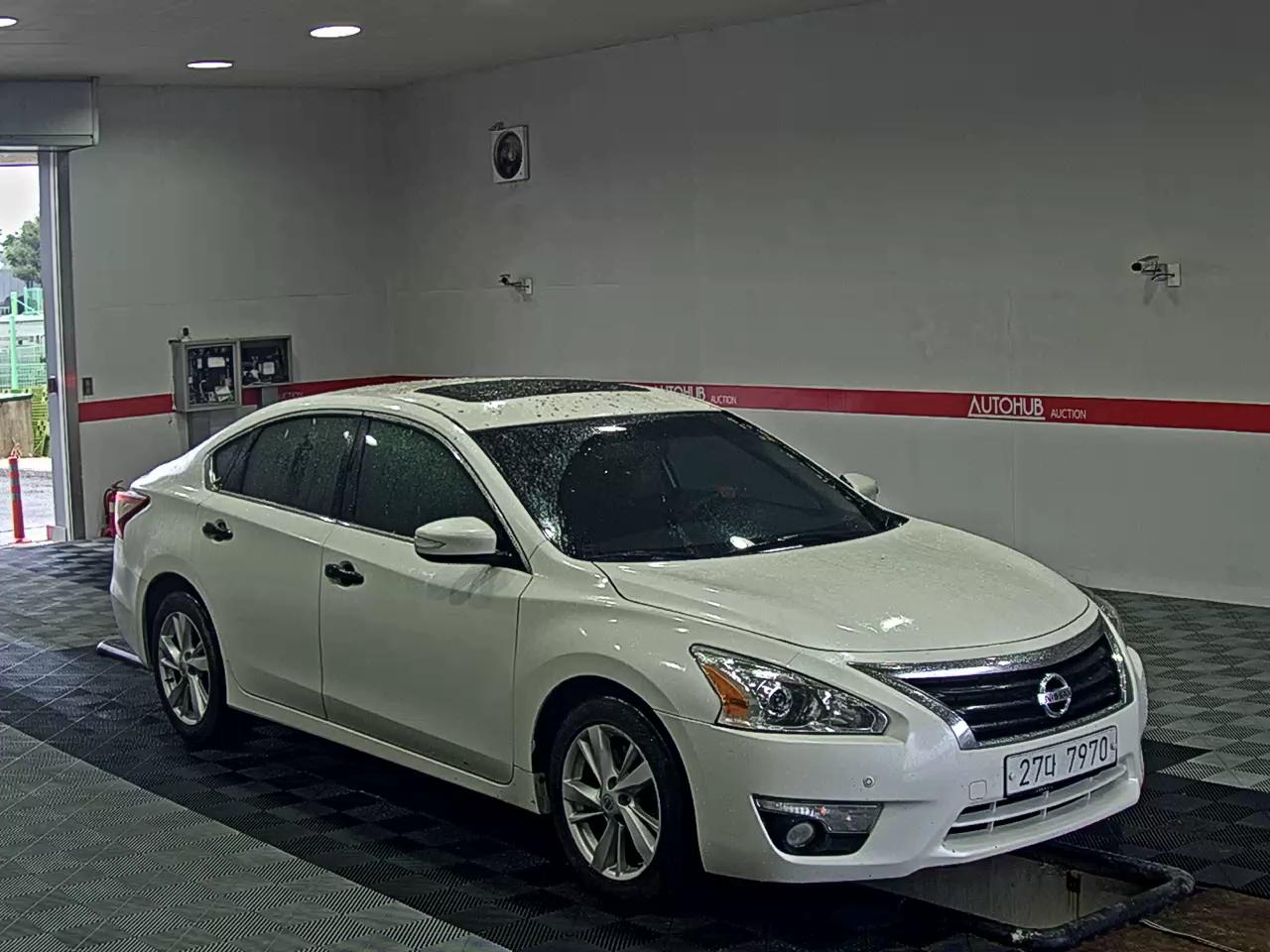 2014 - nissan altima