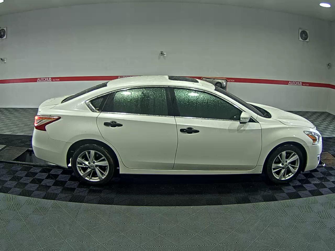 2014 - nissan altima