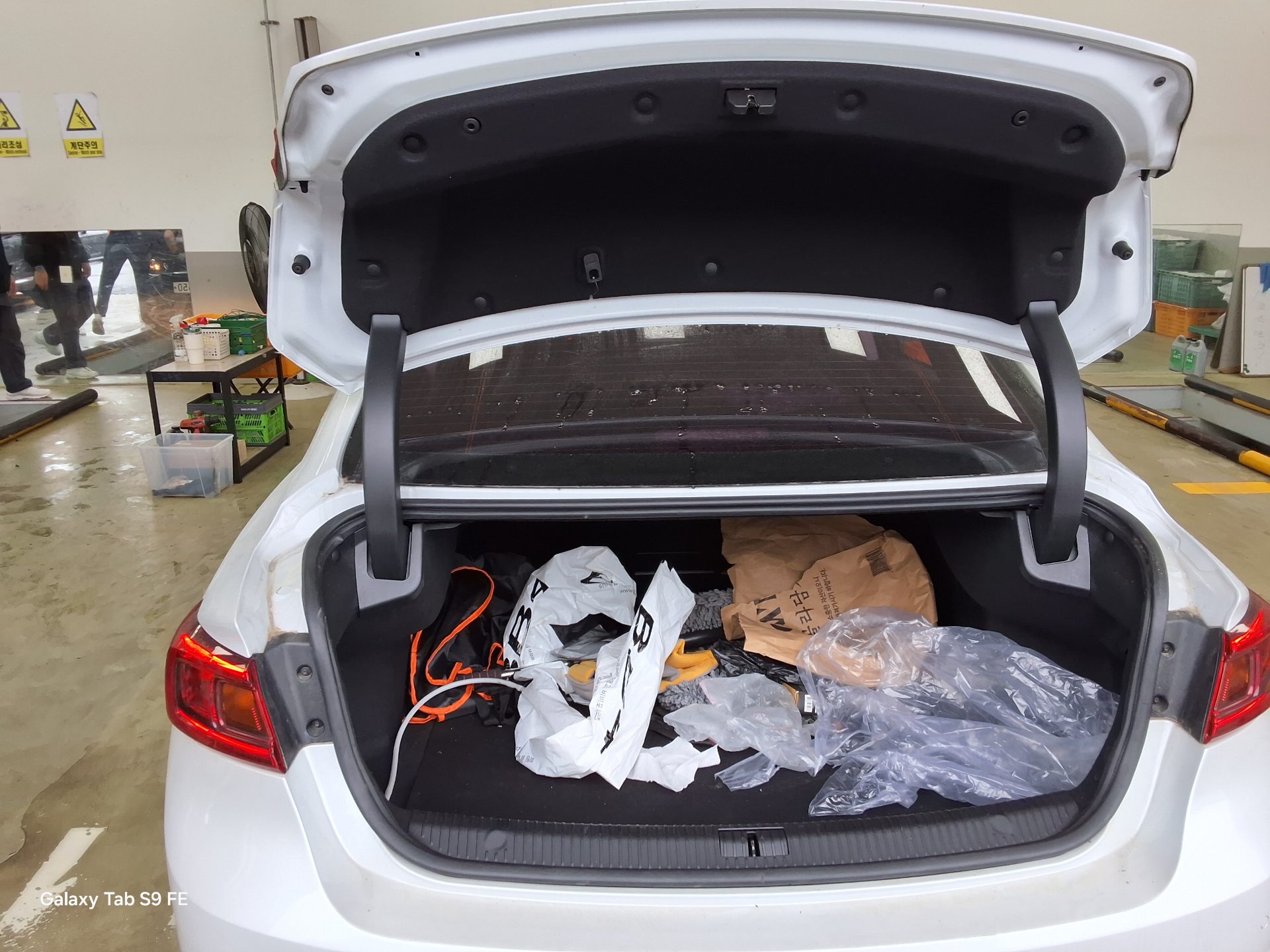 2016 - renault sm6