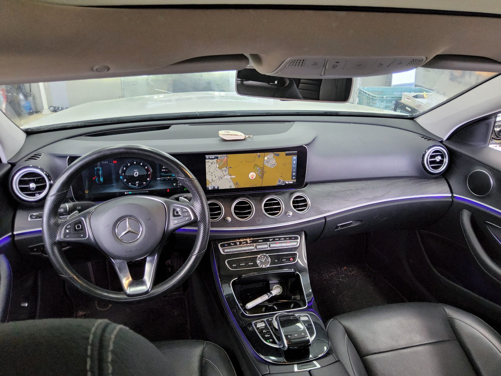 2017 - mercedes-benz e300