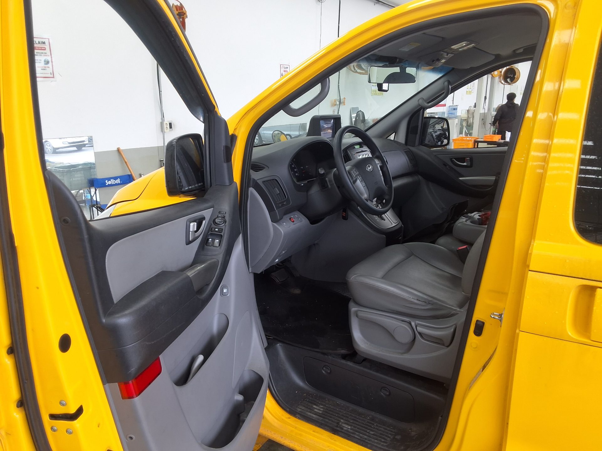 2015 - hyundai grand starex