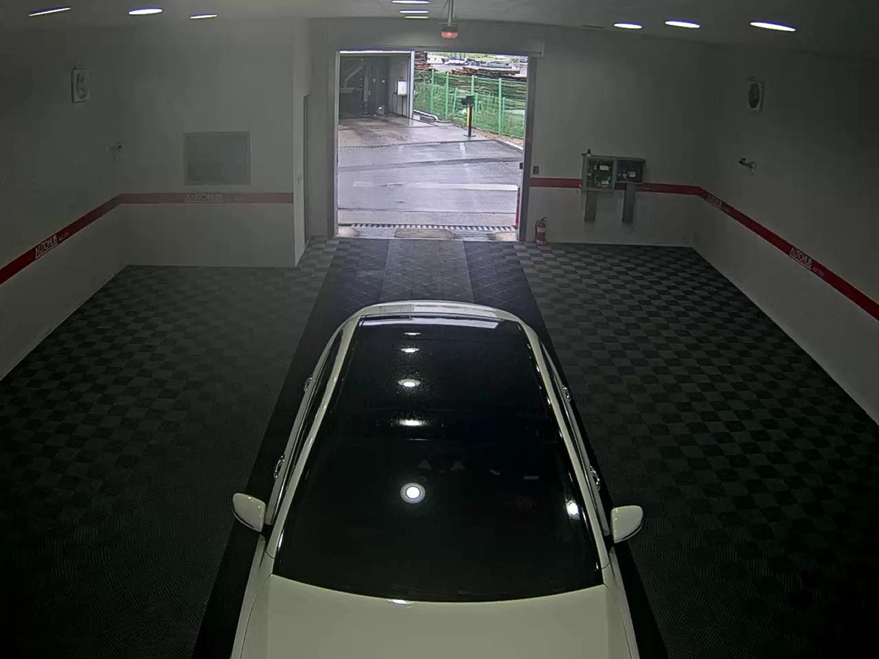 2017 - mercedes-benz e300