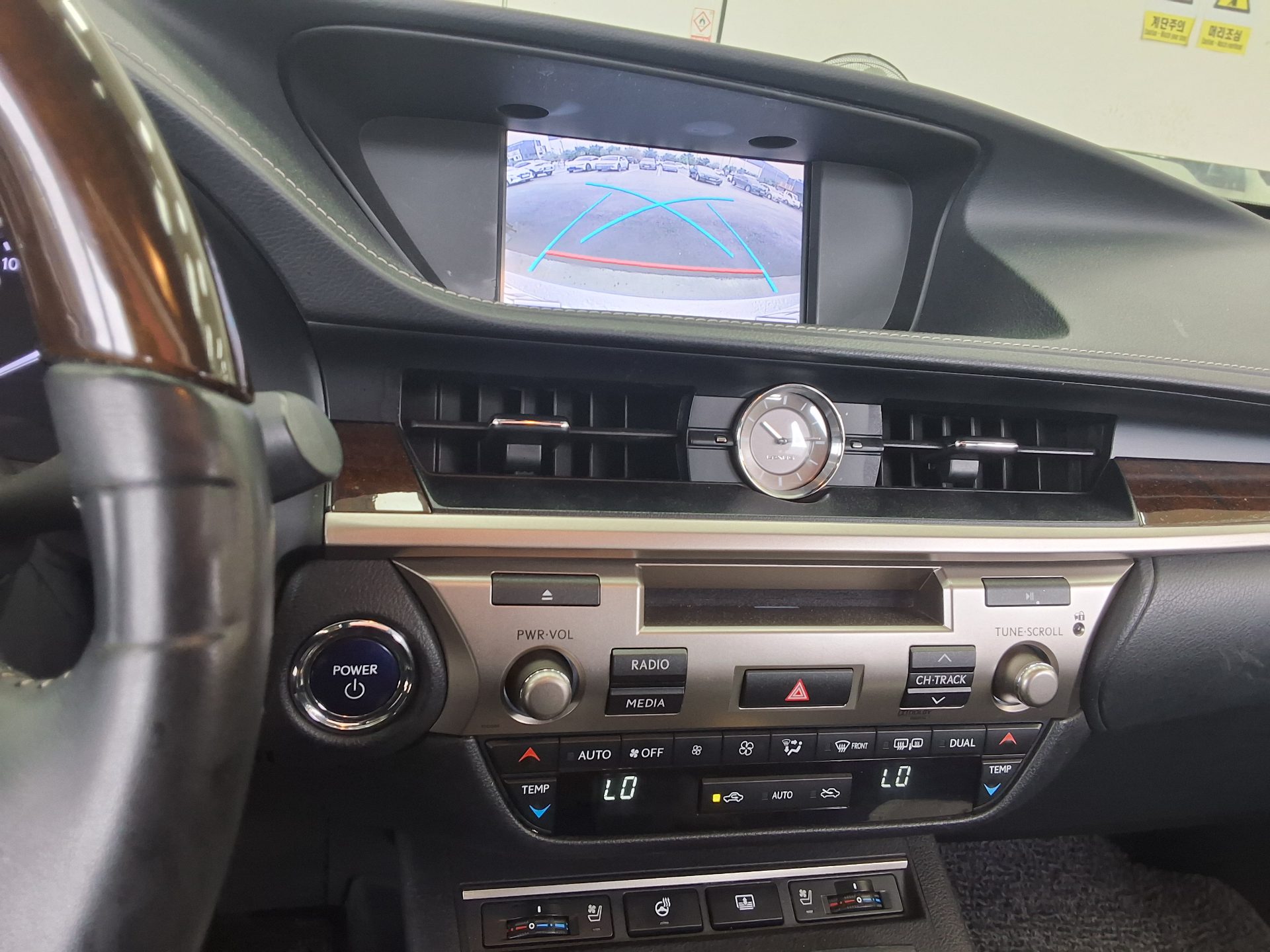 2013 - lexus es