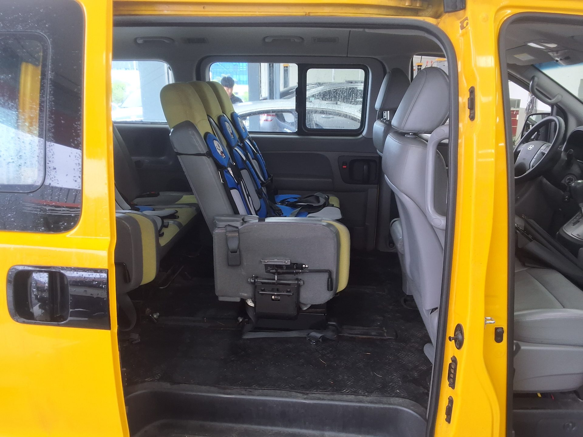 2015 - hyundai grand starex