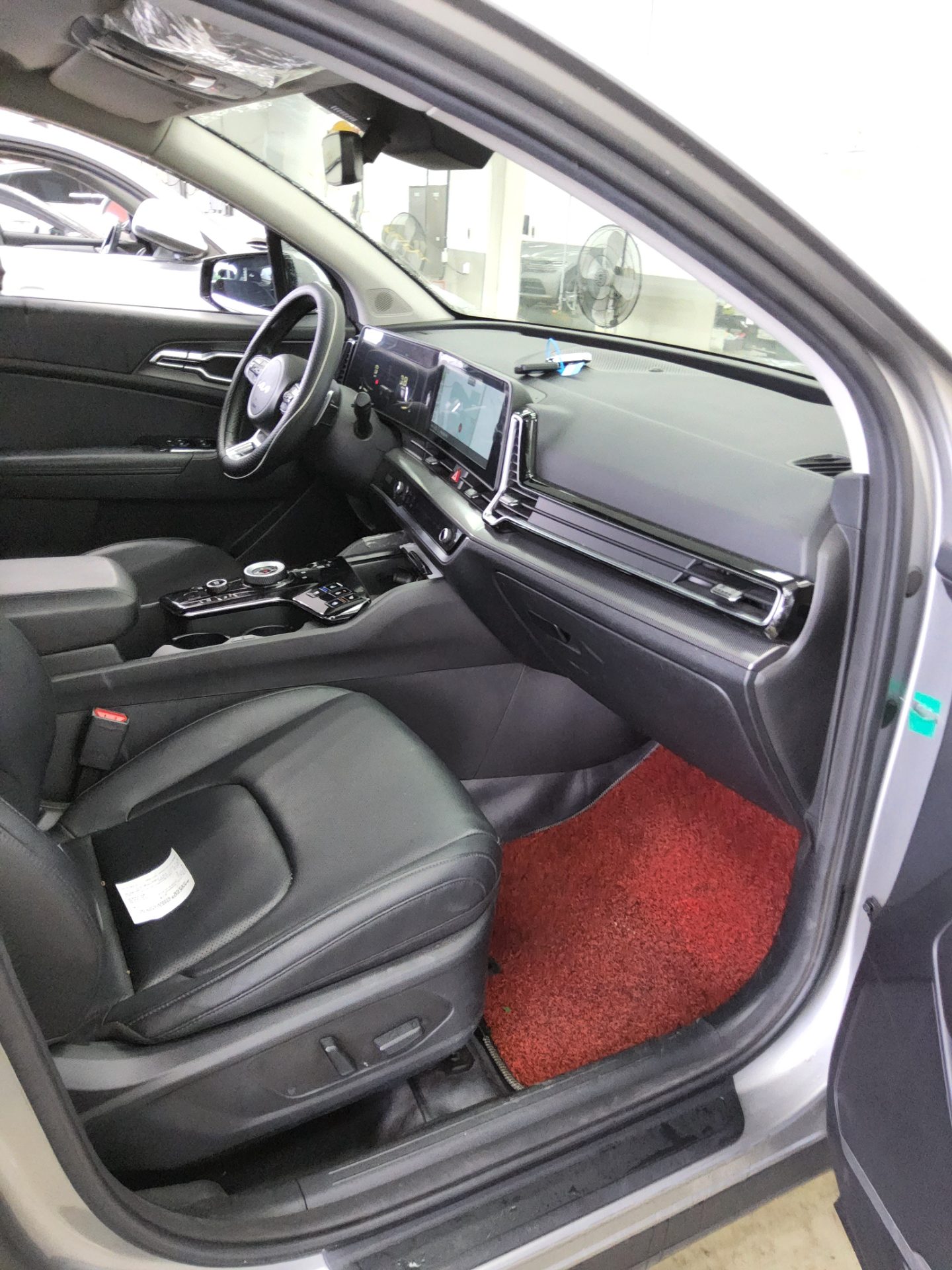2024 - kia sportage