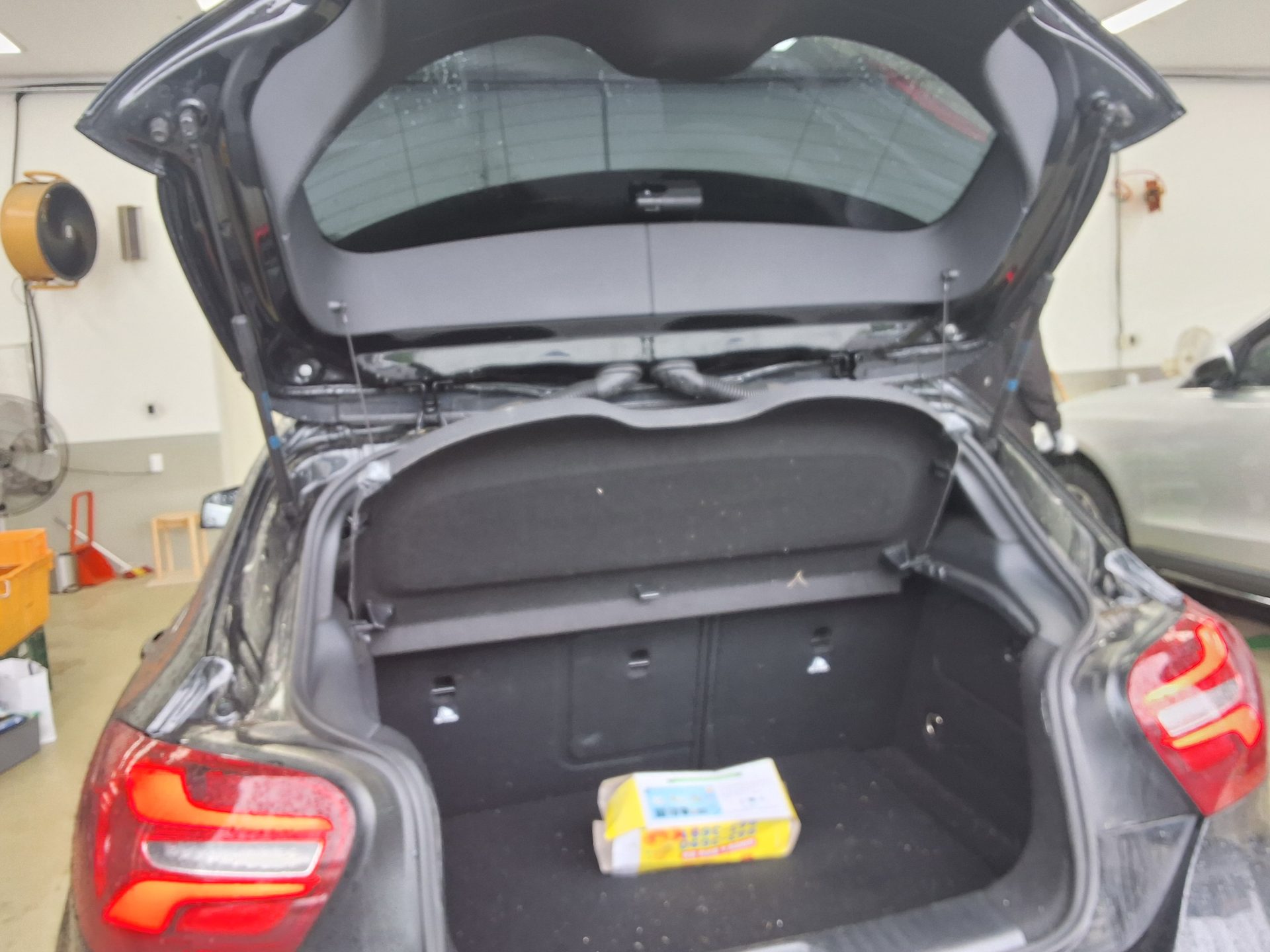 2017 - mercedes-benz a200