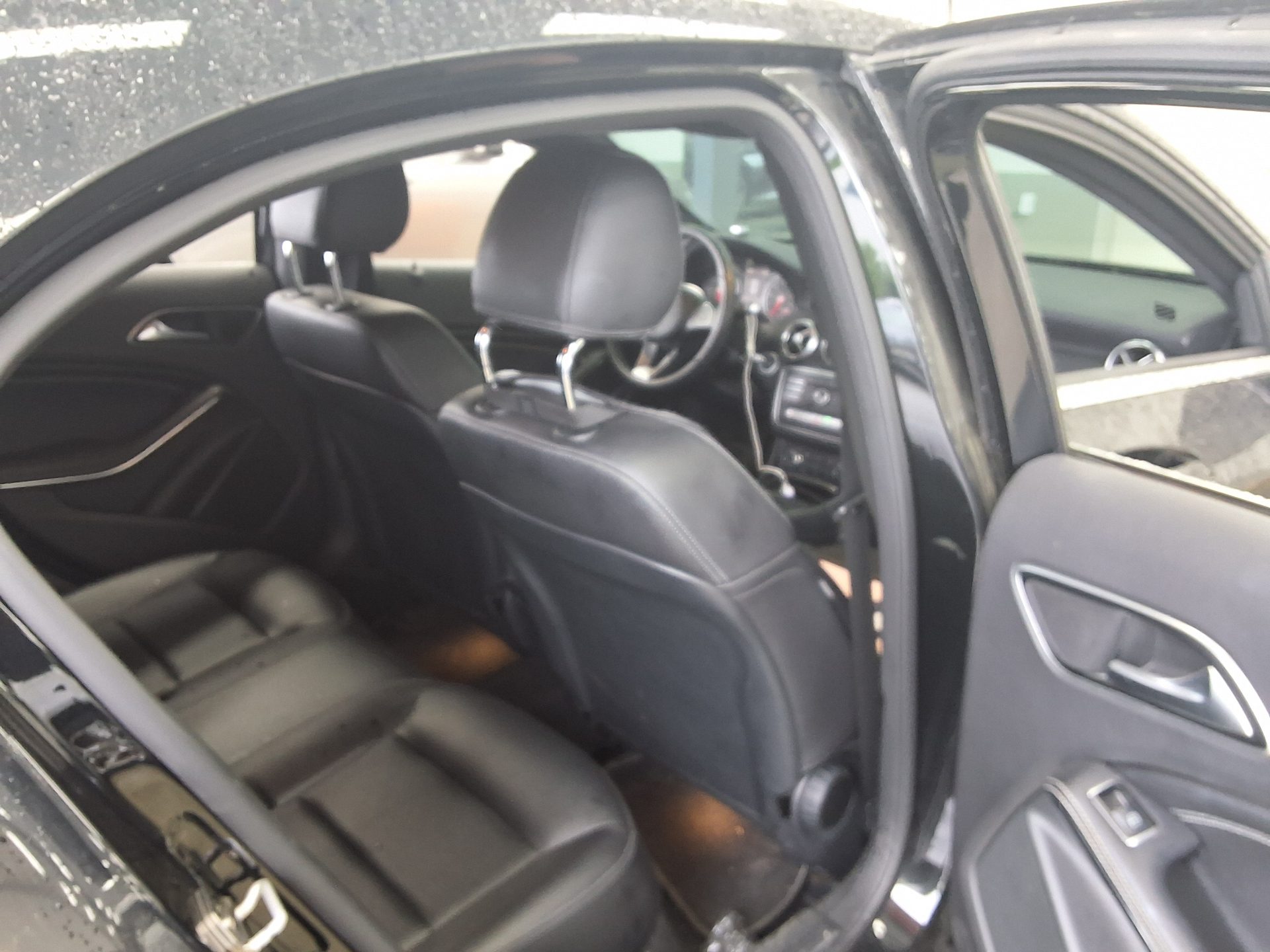 2017 - mercedes-benz a200