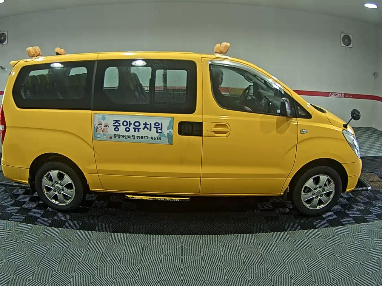 2015 - hyundai grand starex