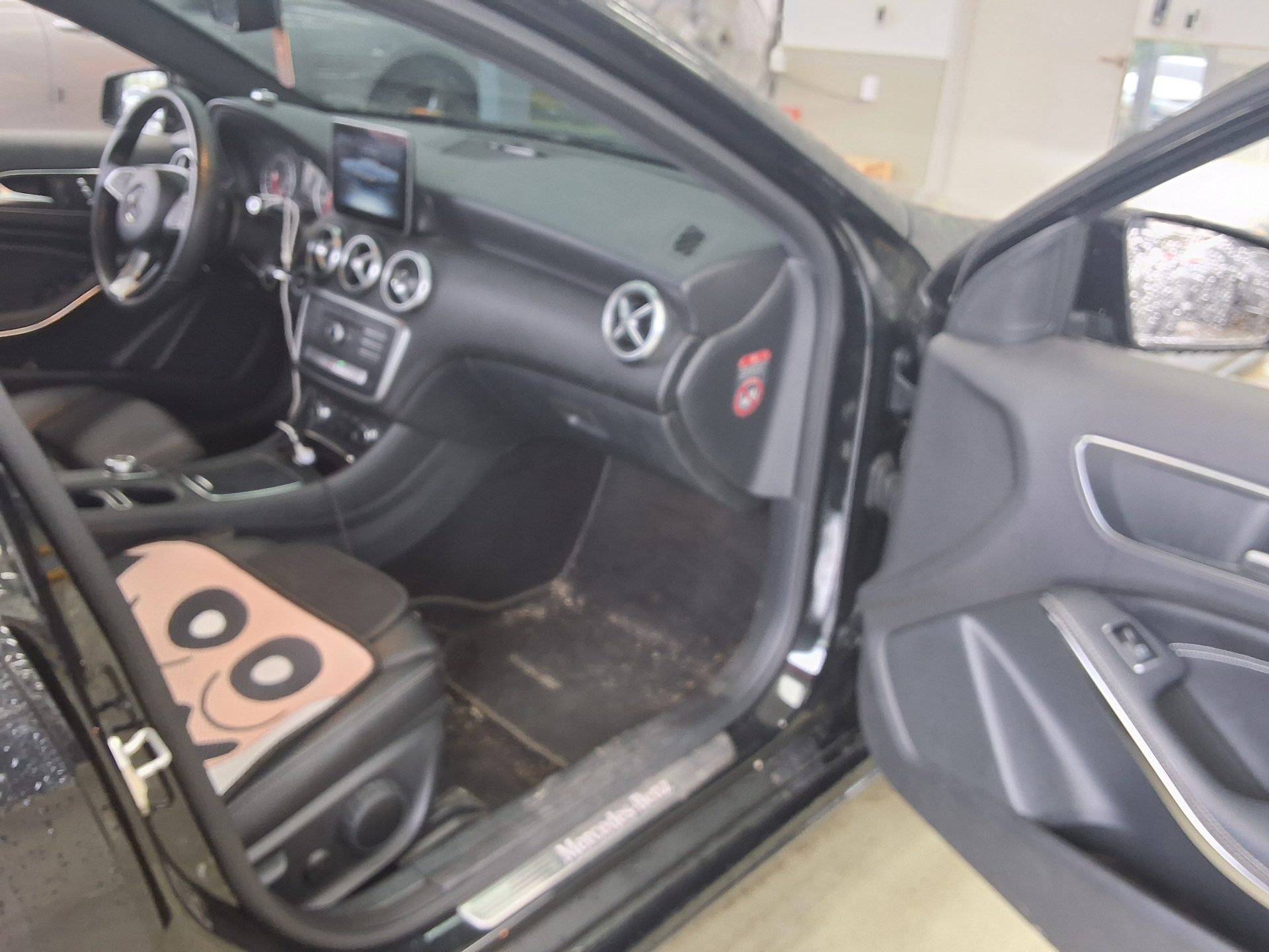 2017 - mercedes-benz a200