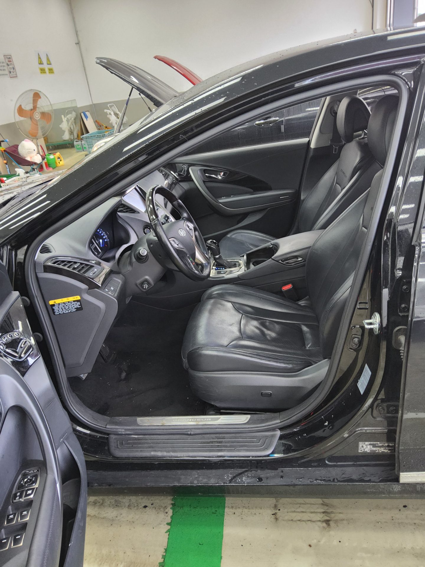 2013 - hyundai grandeur