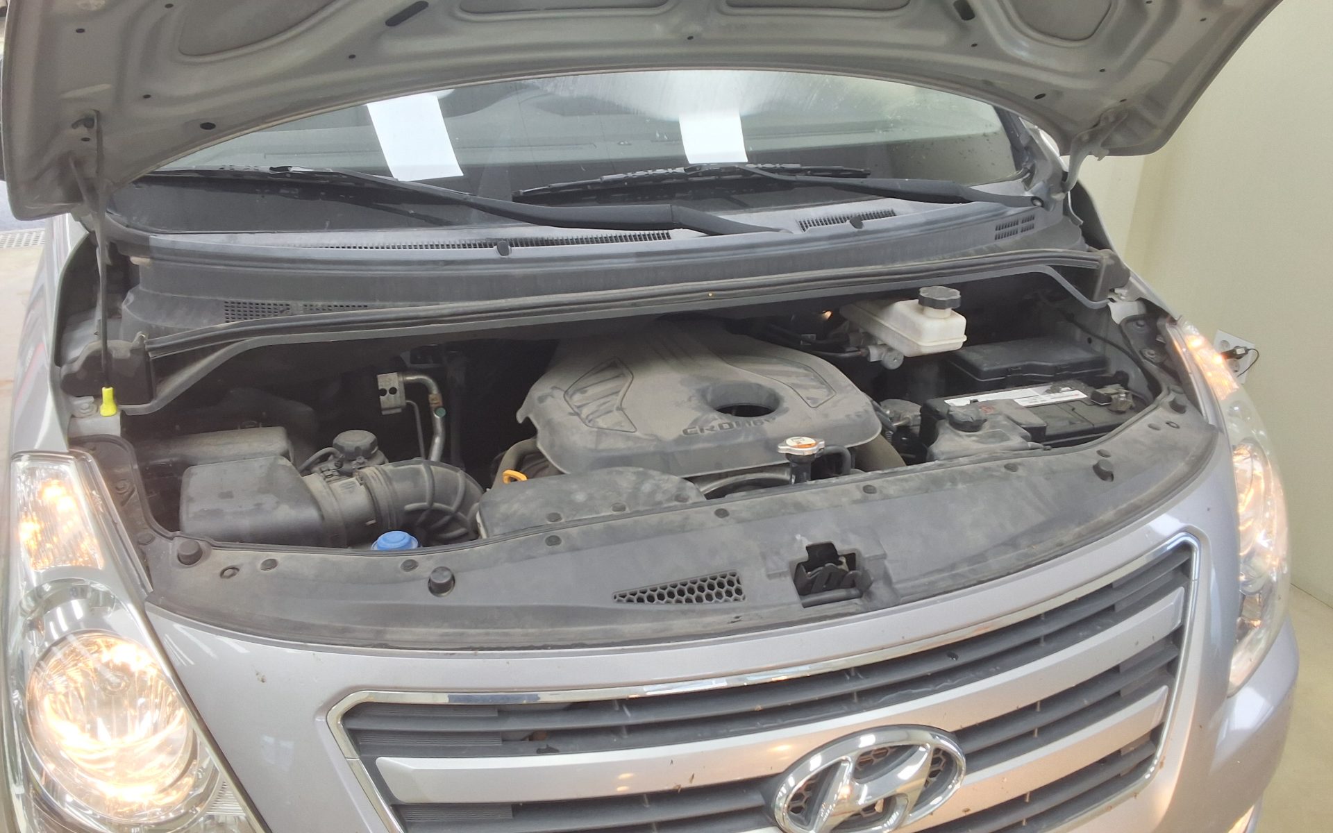2018 - hyundai grand starex