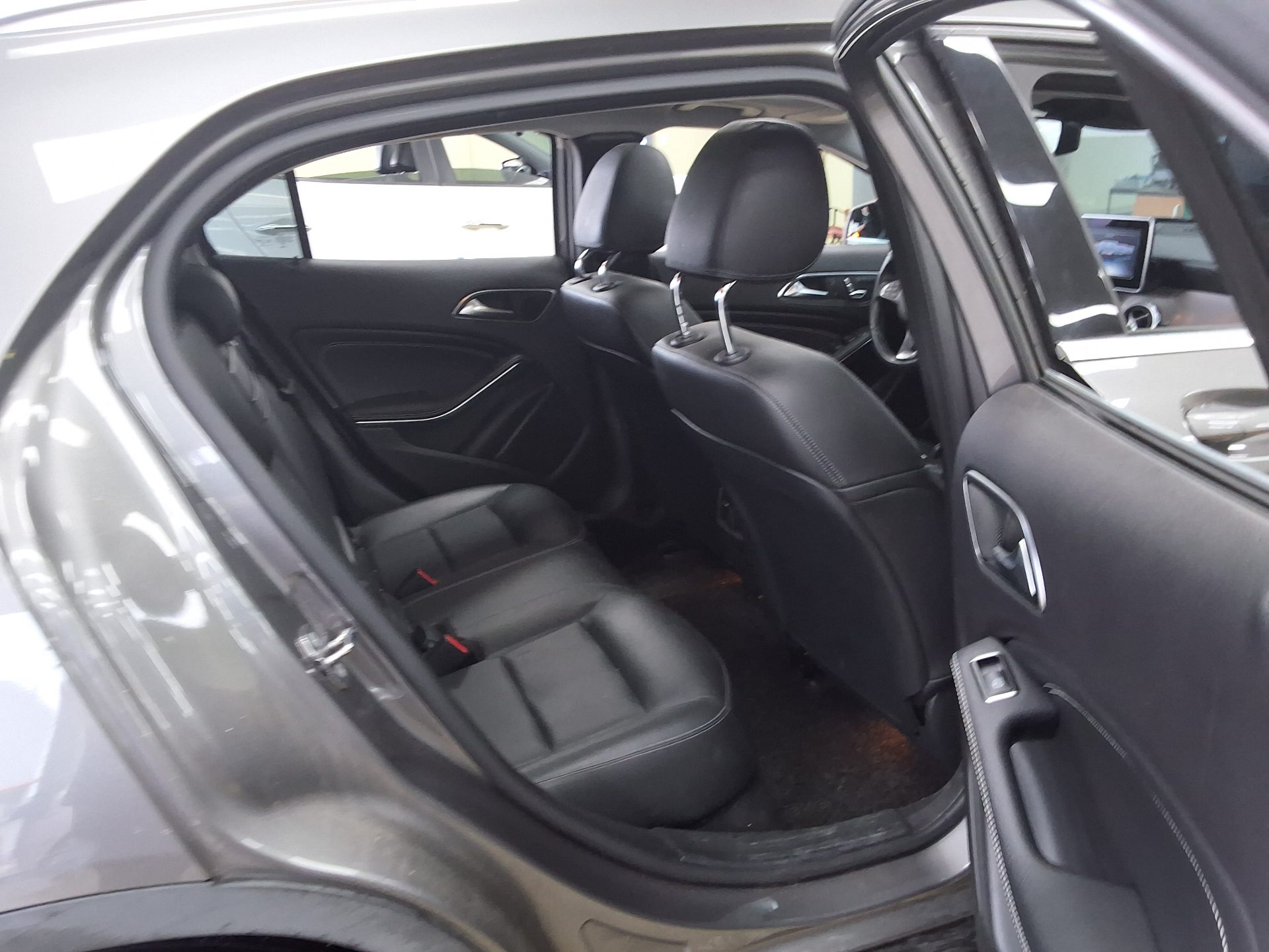 2019 - mercedes-benz gla 220