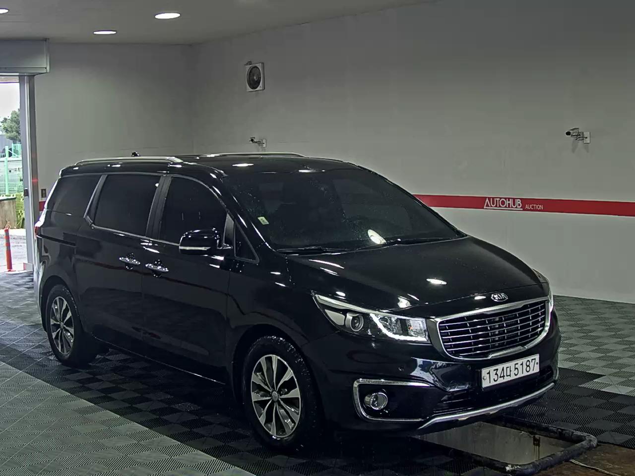 2018 - kia carnival