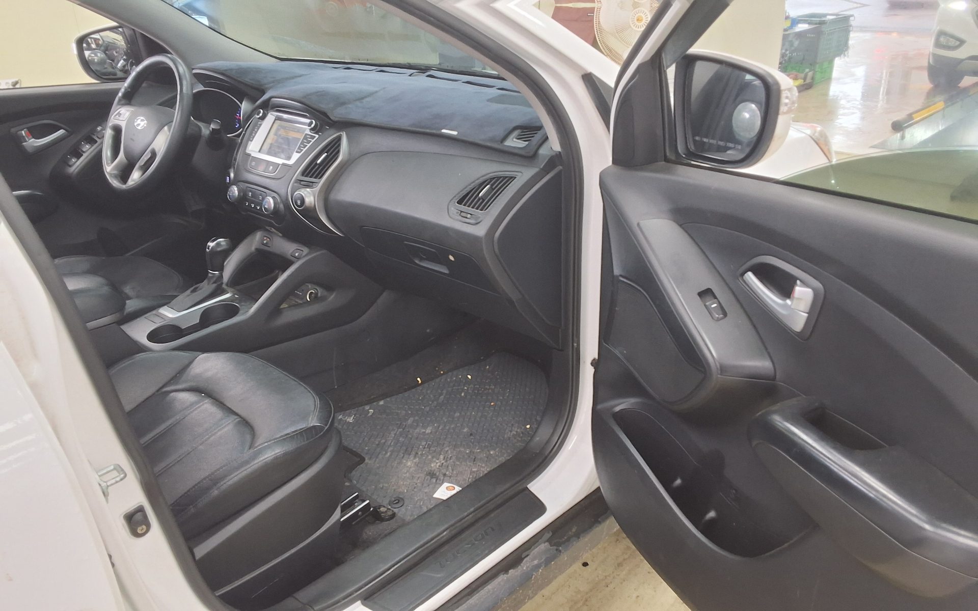 2015 - hyundai tucson