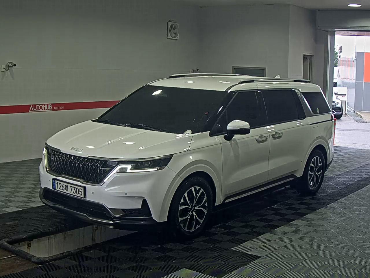 KIA CARNIVAL (KA4)