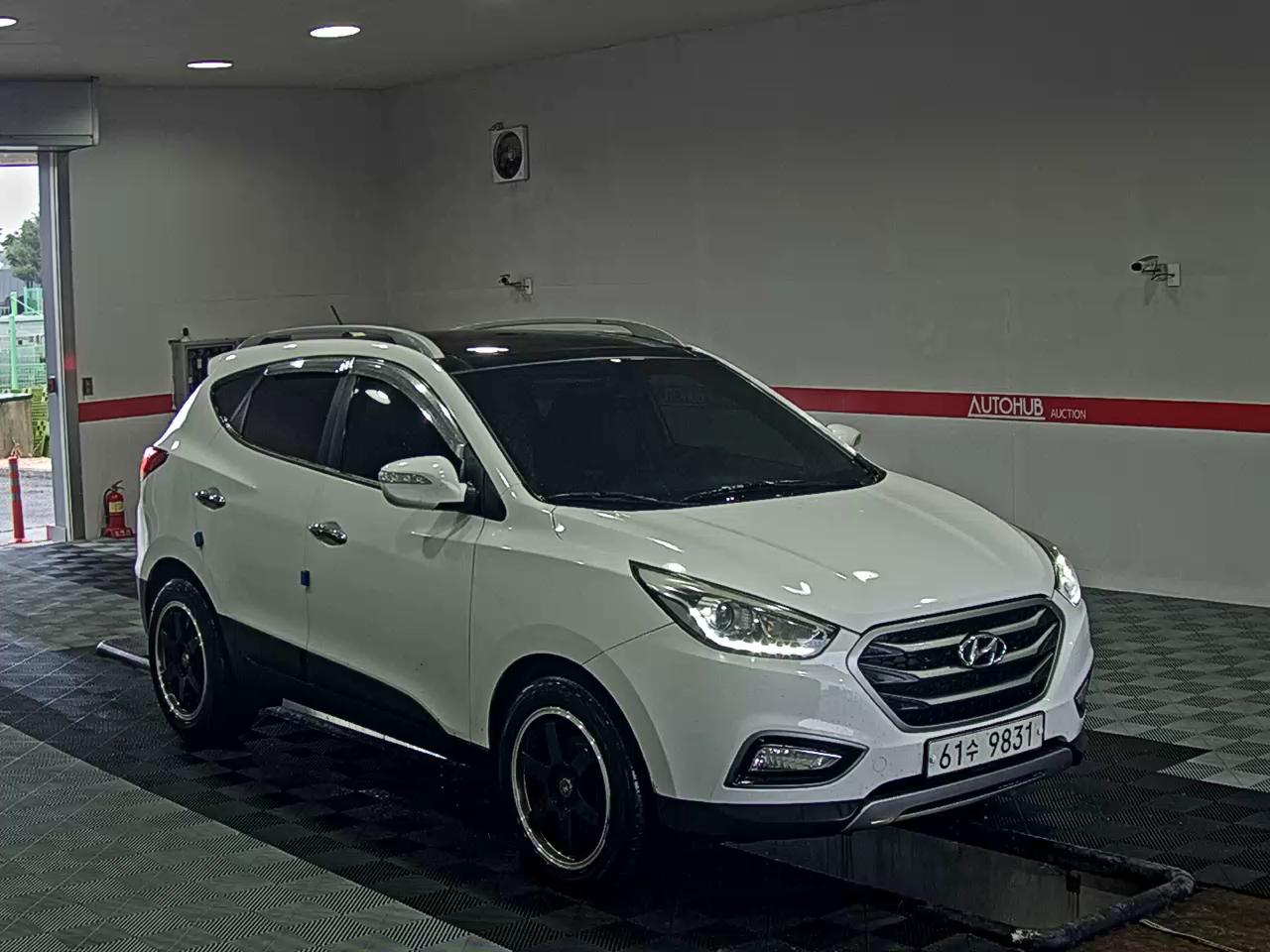2015 - hyundai tucson