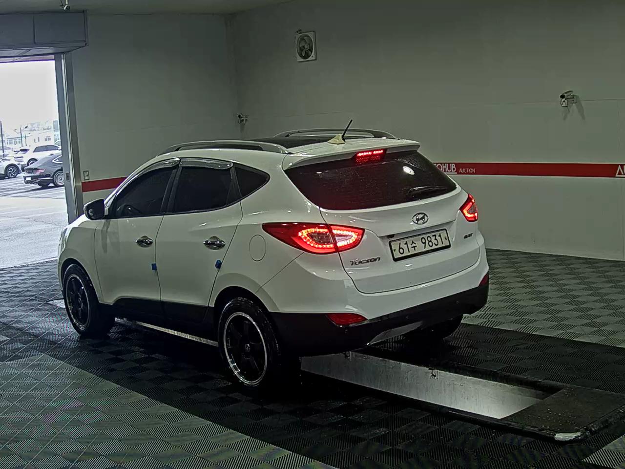 2015 - hyundai tucson