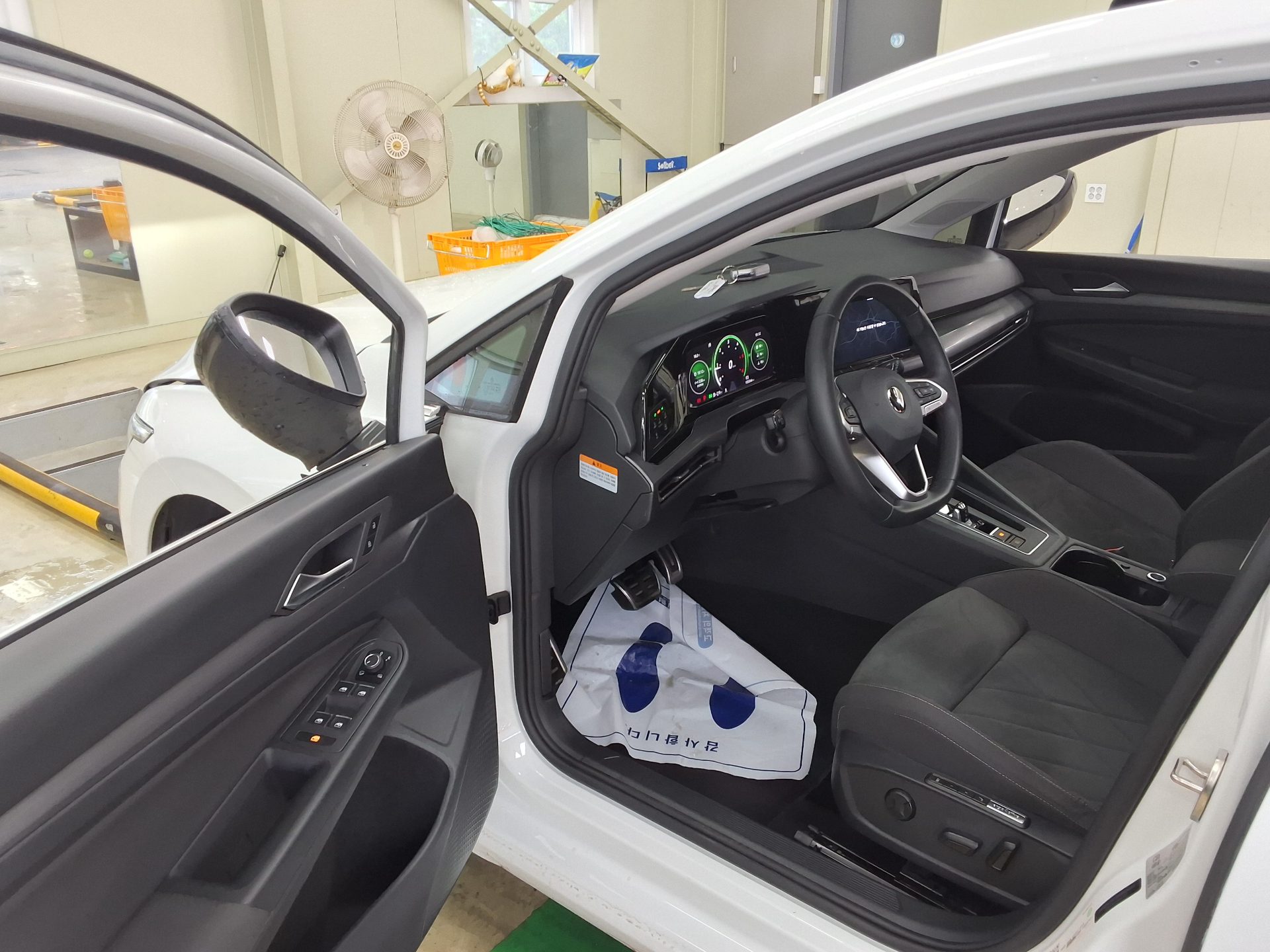2022 - volkswagen golf