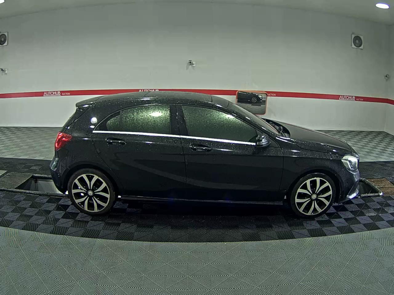 2017 - mercedes-benz a200