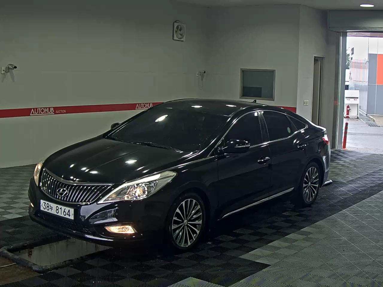 HYUNDAI GRANDEUR HG HG 300