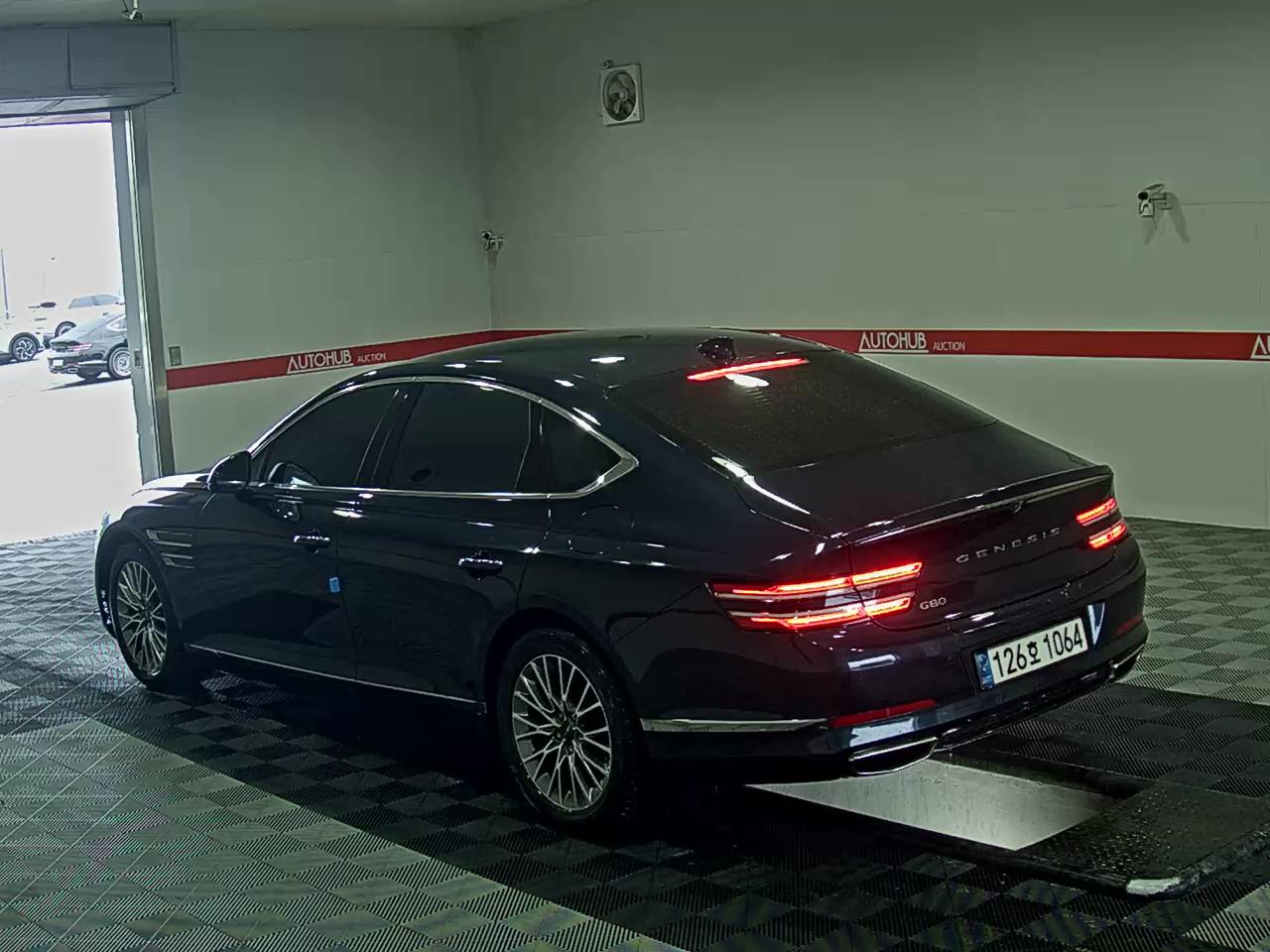 2022 - genesis g80