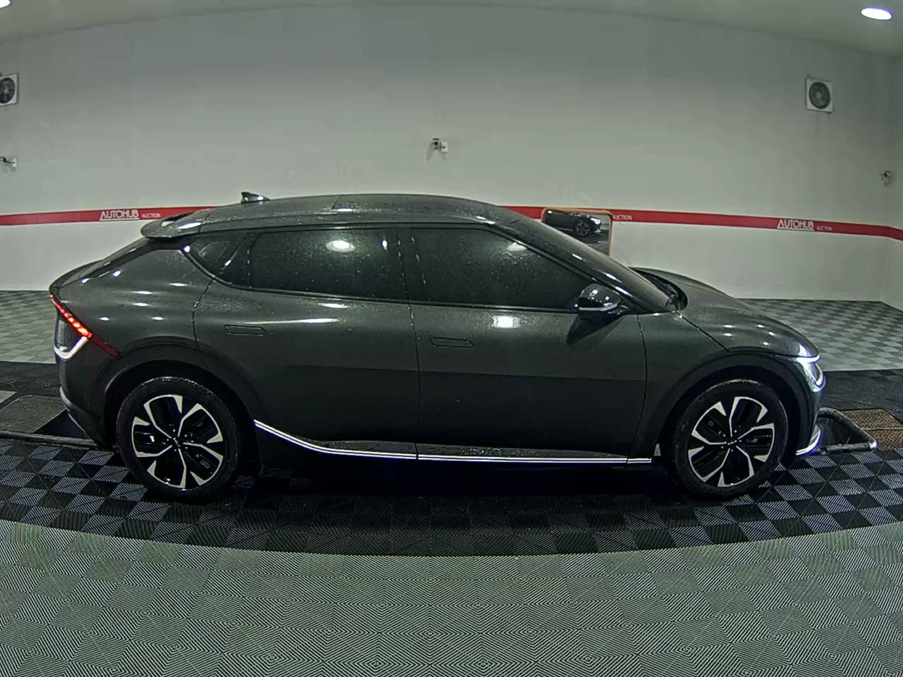 2023 - kia ev6