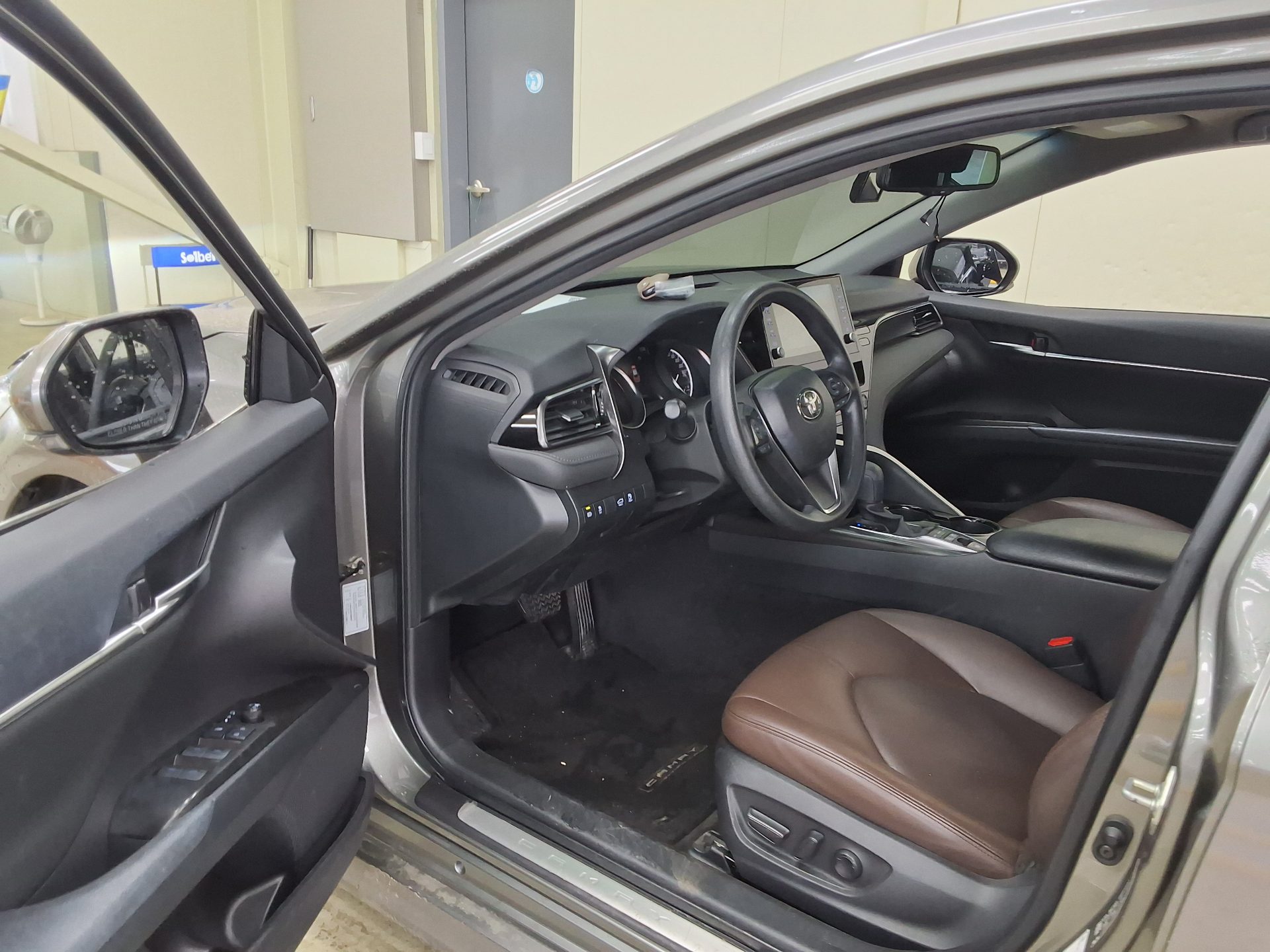 2023 - toyota camry