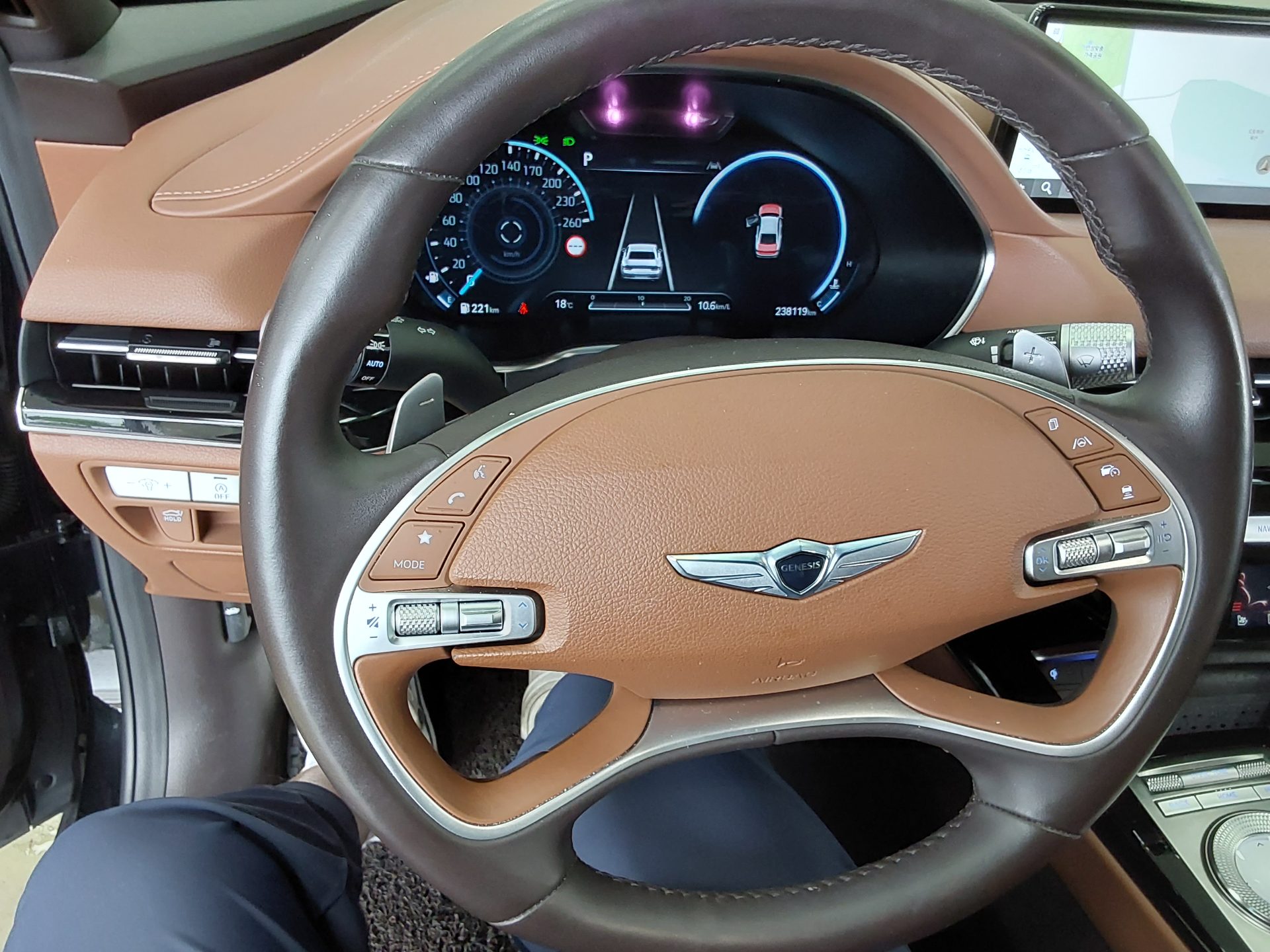 2022 - genesis g80