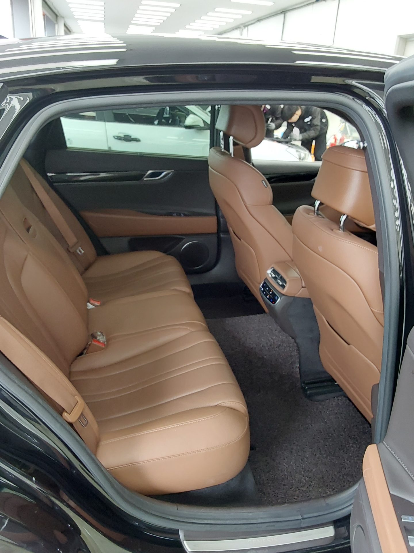2022 - genesis g80