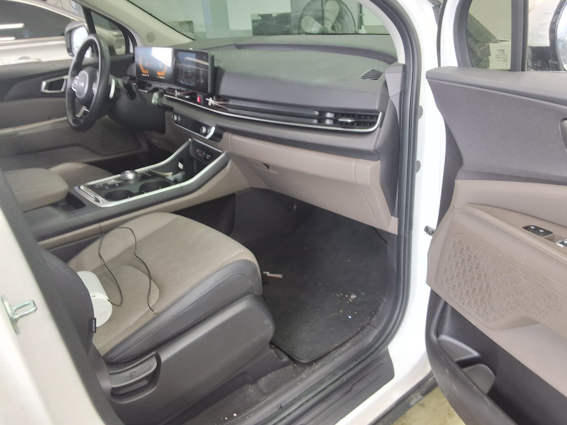 2025 - kia carnival