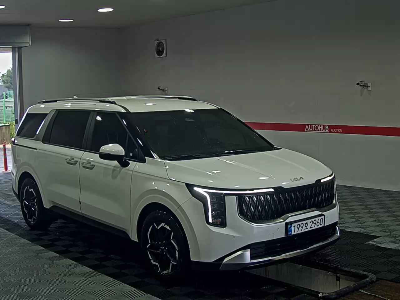 2025 - kia carnival