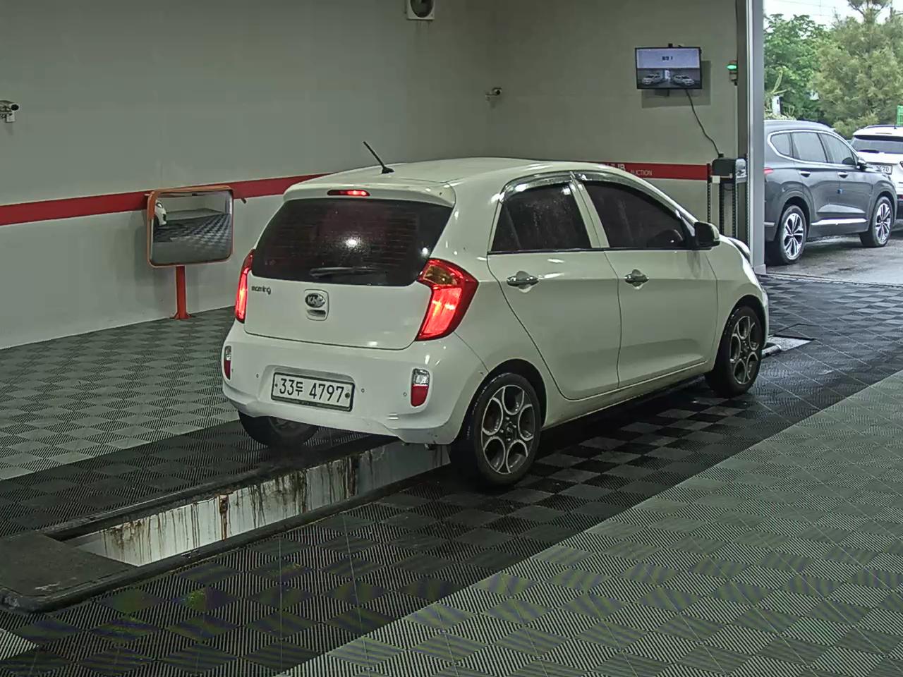 2013 - kia morning