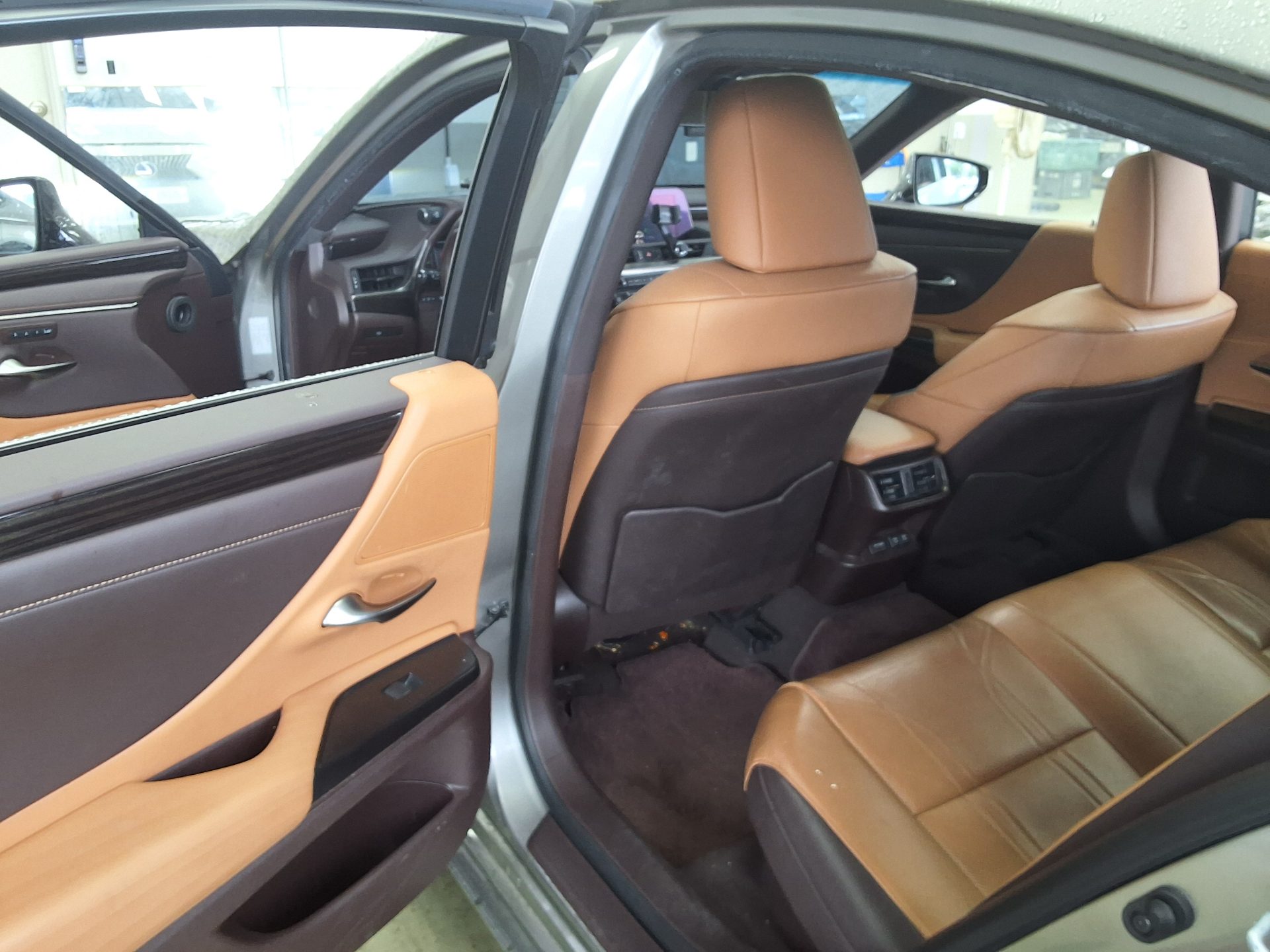 2019 - lexus es