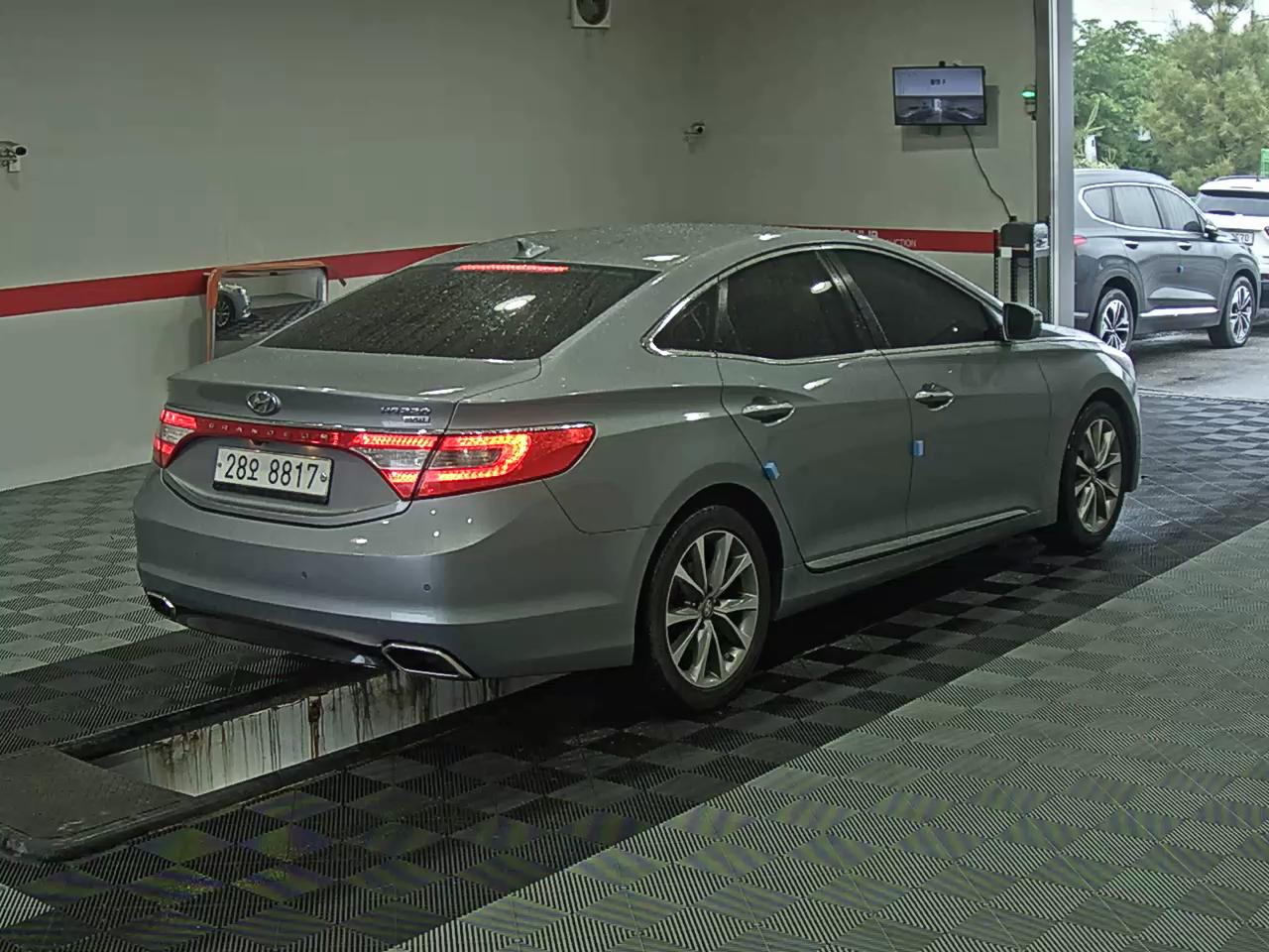2015 - hyundai grandeur