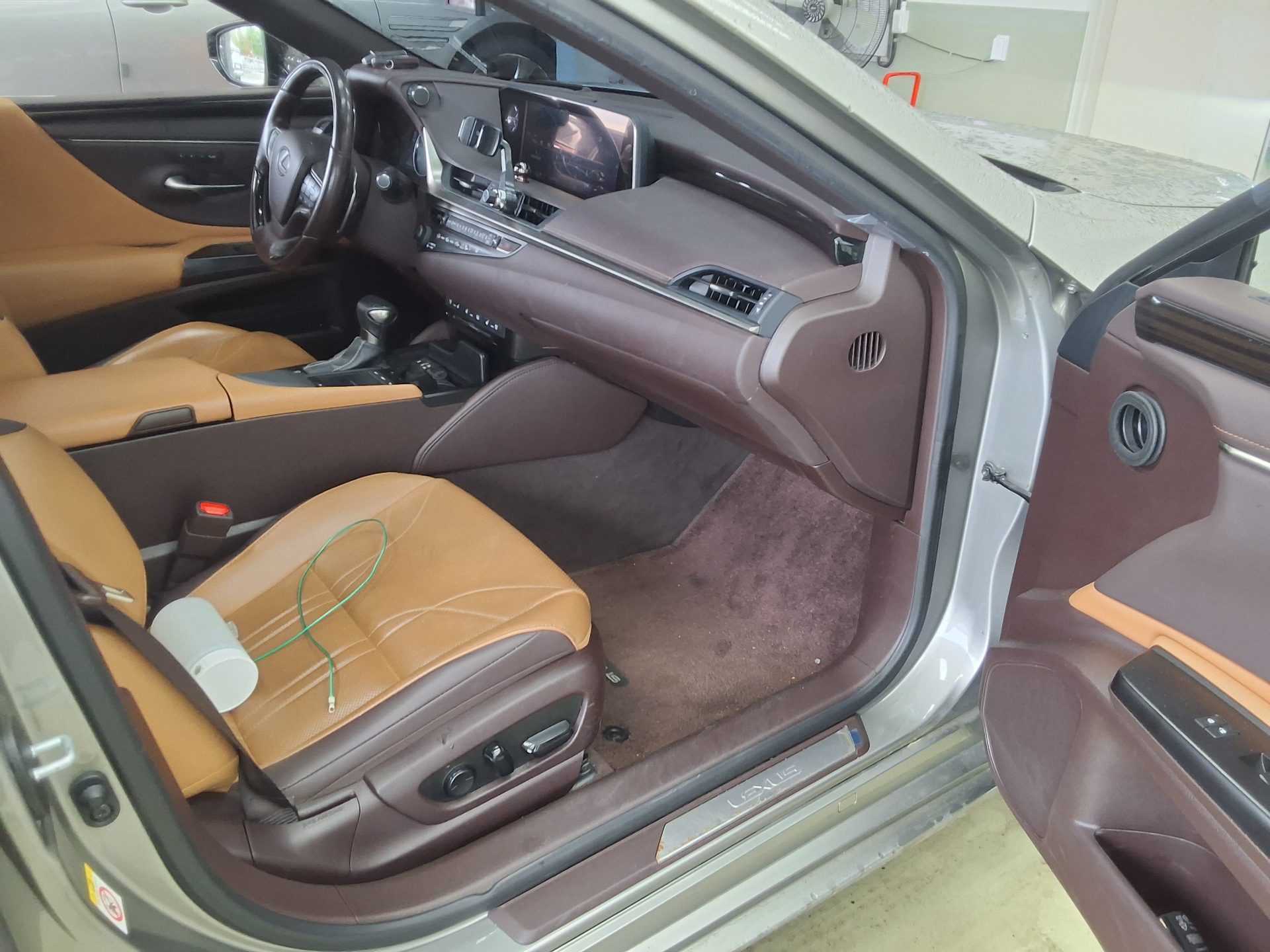 2019 - lexus es