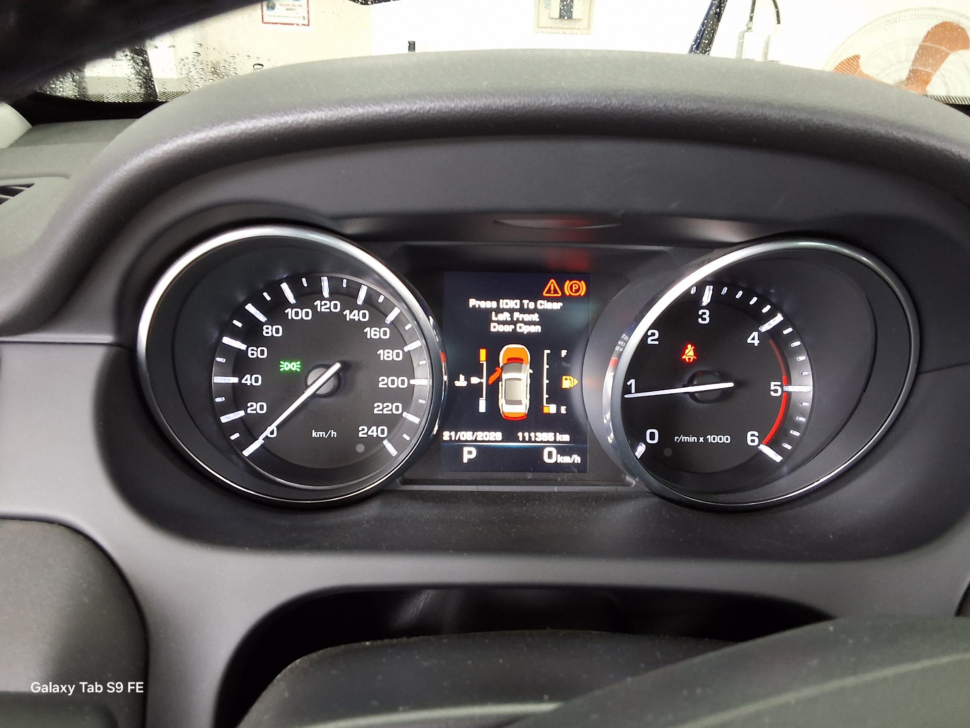 2016 - land rover discovery