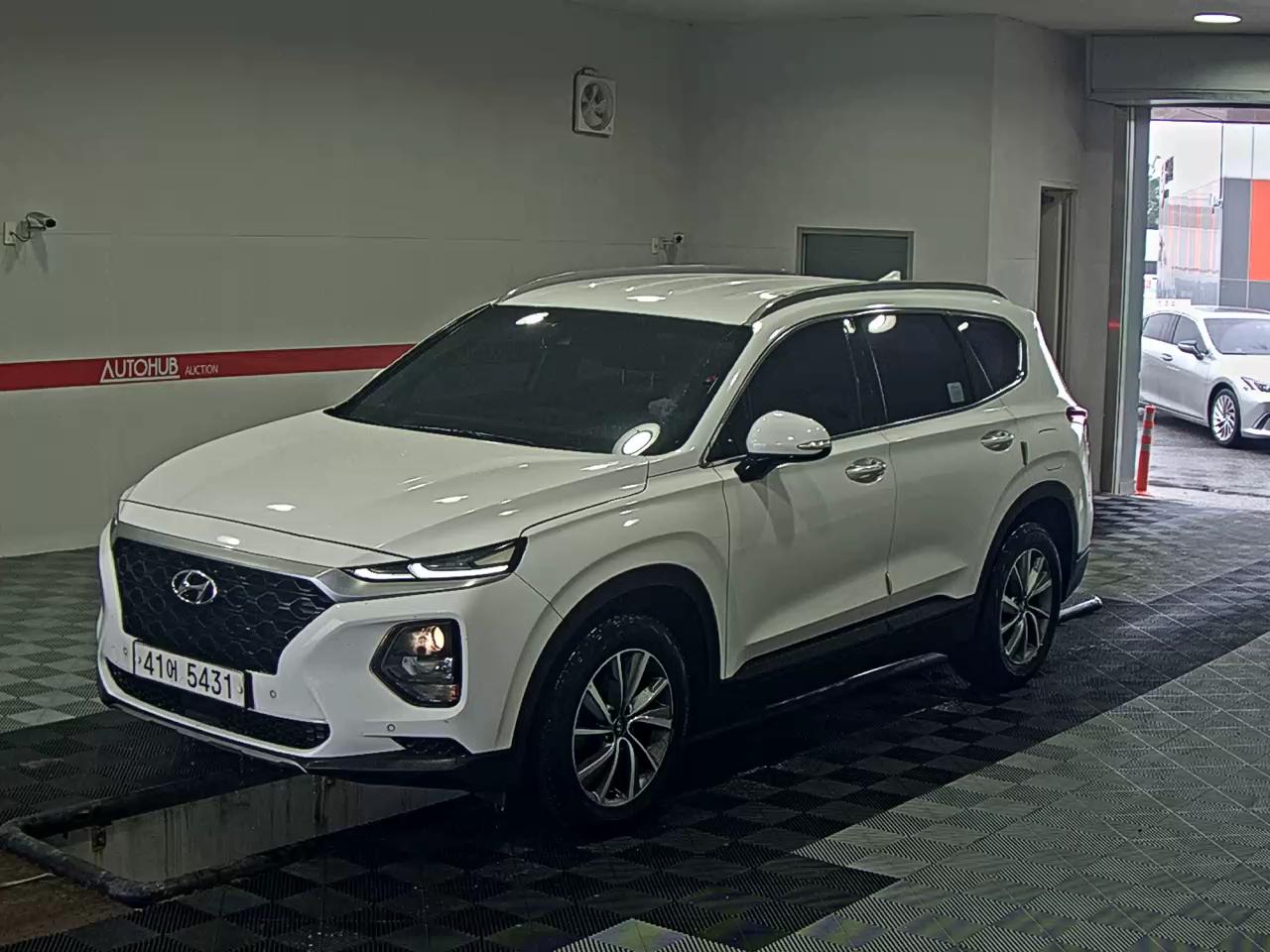 HYUNDAI SANTA FE ()