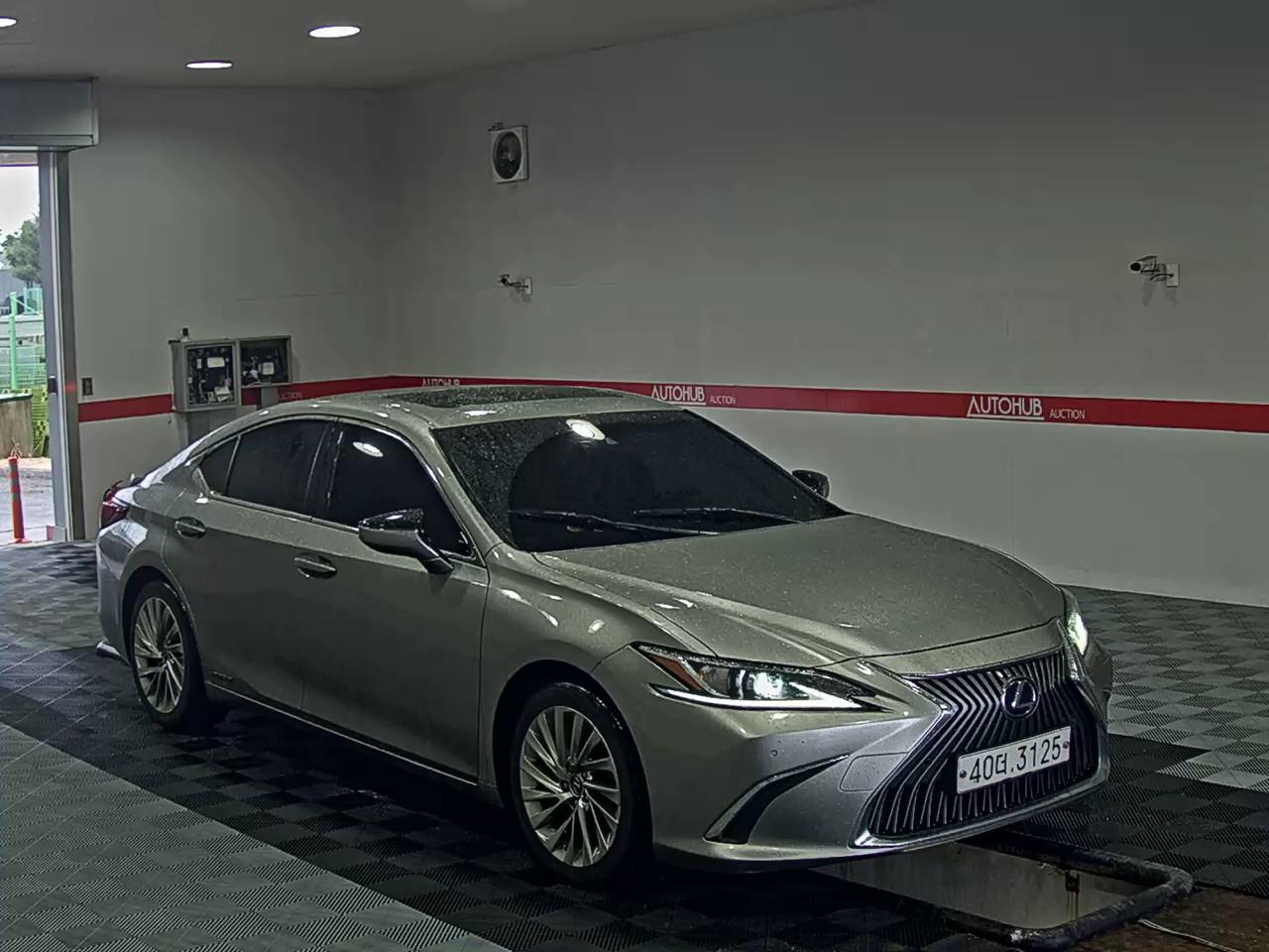 2019 - lexus es
