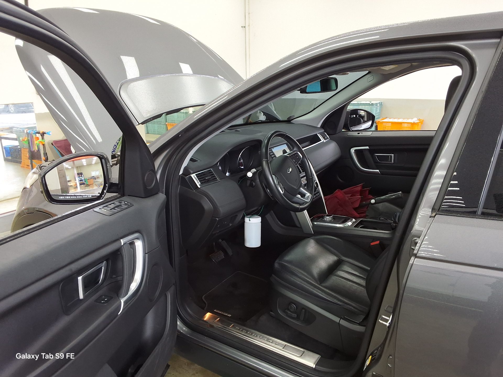 2016 - land rover discovery
